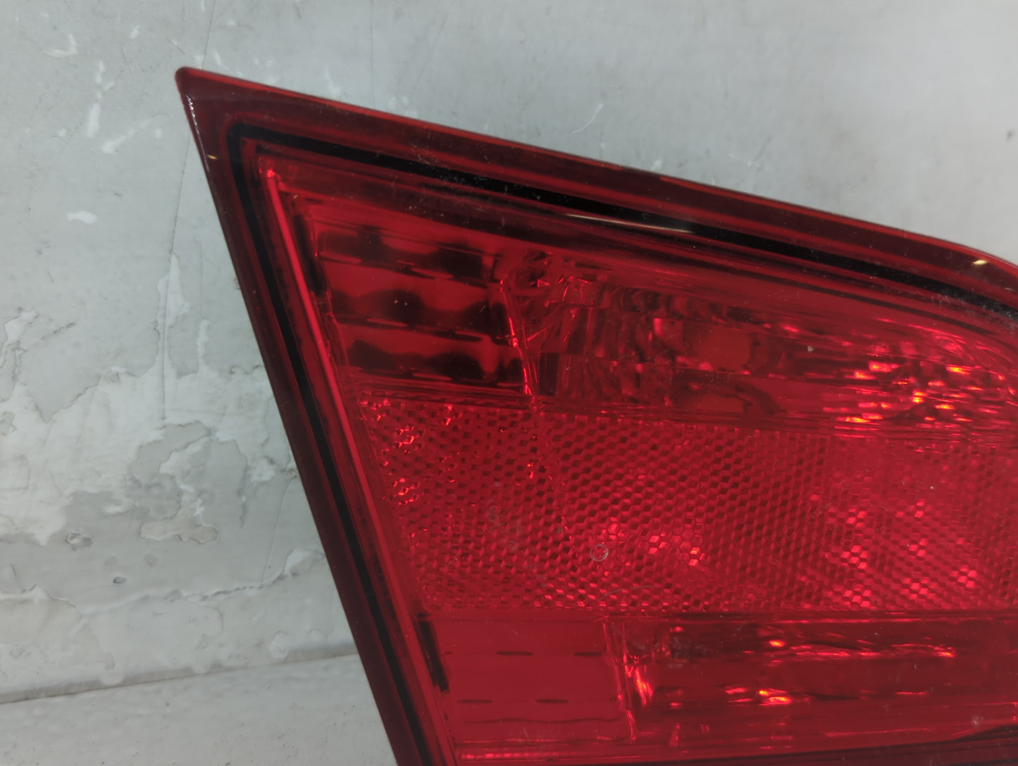 2010-2014 Subaru Legacy Tail Light Assembly Driver Left OEM P/N:2PA 946 099 Fits Fits 2010 2011 2012 2013 2014 OEM Used Auto