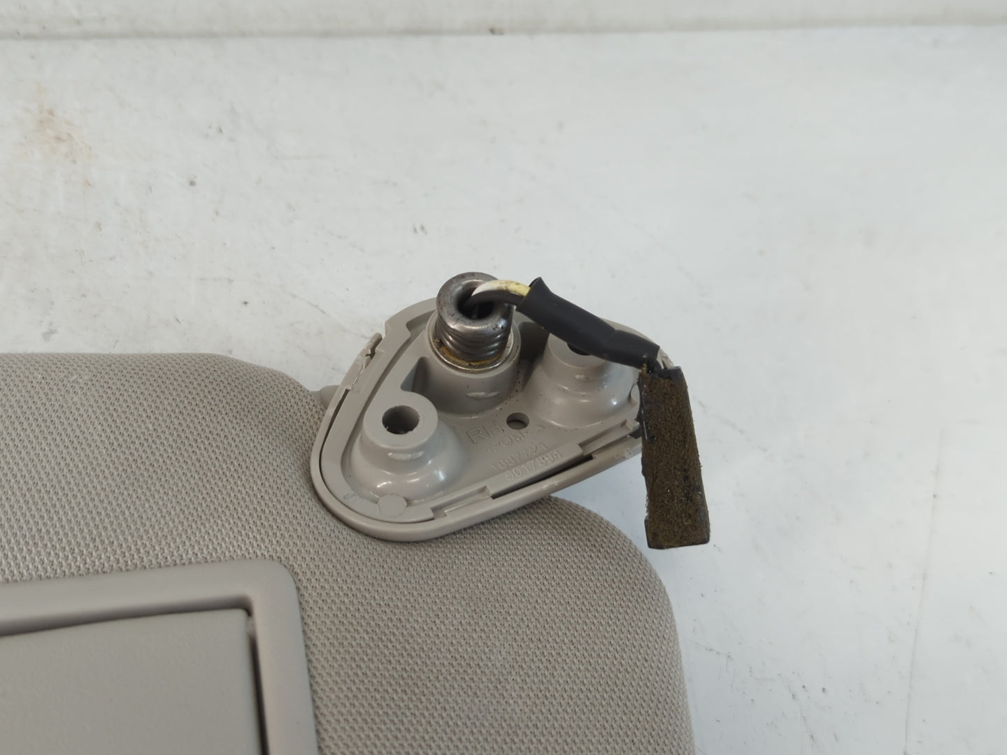 2010-2014 Subaru Legacy Sun Visor Shade Replacement Passenger Right Mirror Fits Fits 2010 2011 2012 2013 2014 OEM Used Auto 