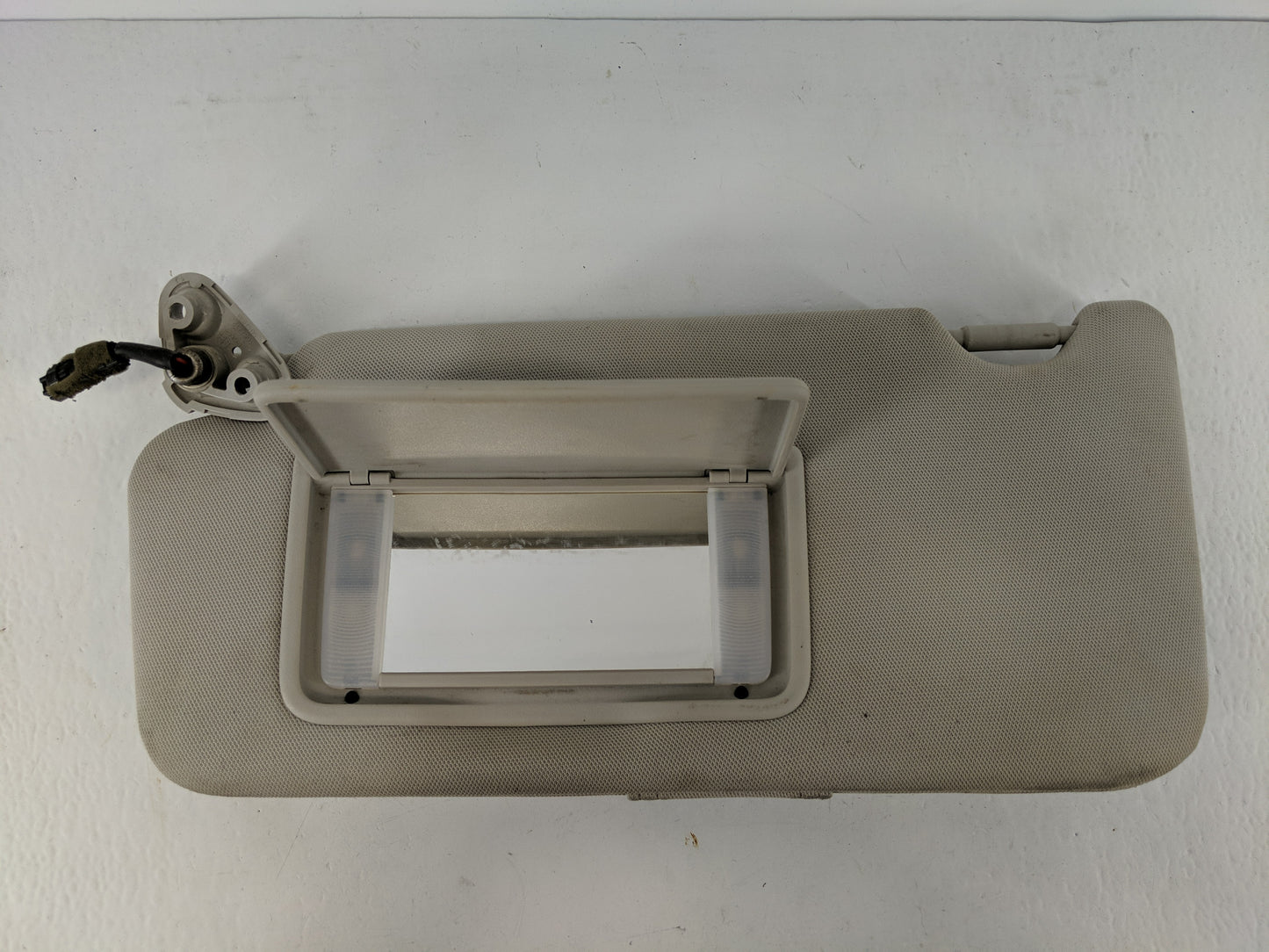 2010-2014 Subaru Legacy Sun Visor Shade Replacement Driver Left Mirror Fits Fits 2010 2011 2012 2013 2014 OEM Used Auto Part