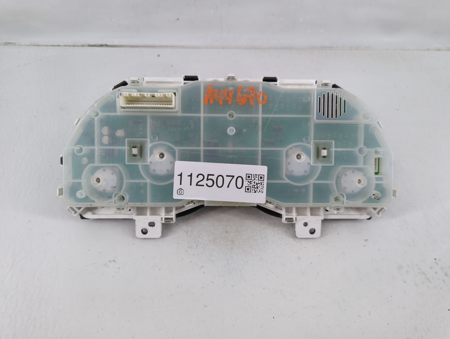 2011 Subaru Legacy Instrument Cluster Speedometer Gauges P/N:85003AJ31A Fits OEM Used Auto Parts - Oemusedautoparts1.com
