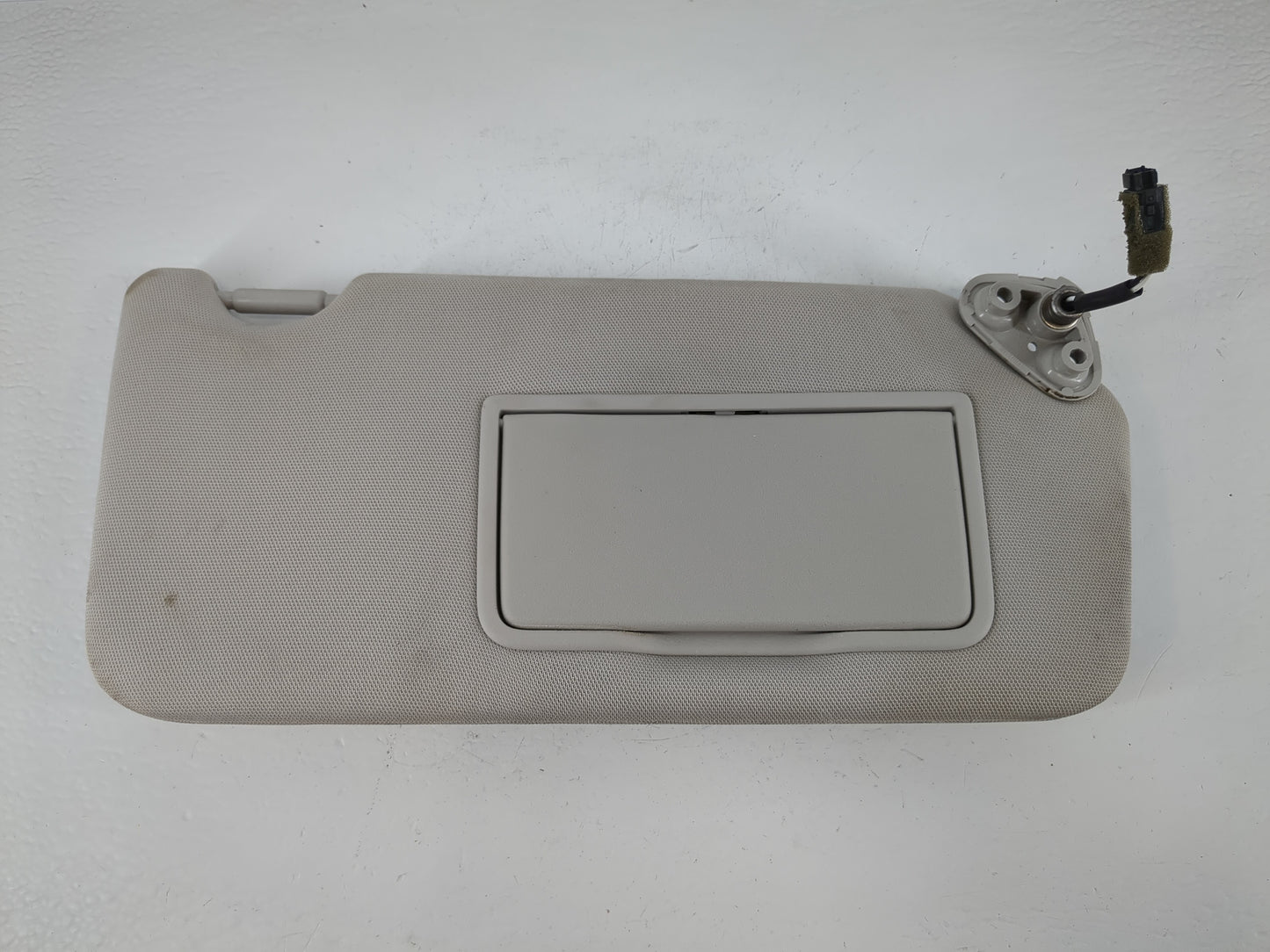 2010-2014 Subaru Legacy Sun Visor Shade Replacement Passenger Right Mirror Fits Fits 2010 2011 2012 2013 2014 OEM Used Auto 