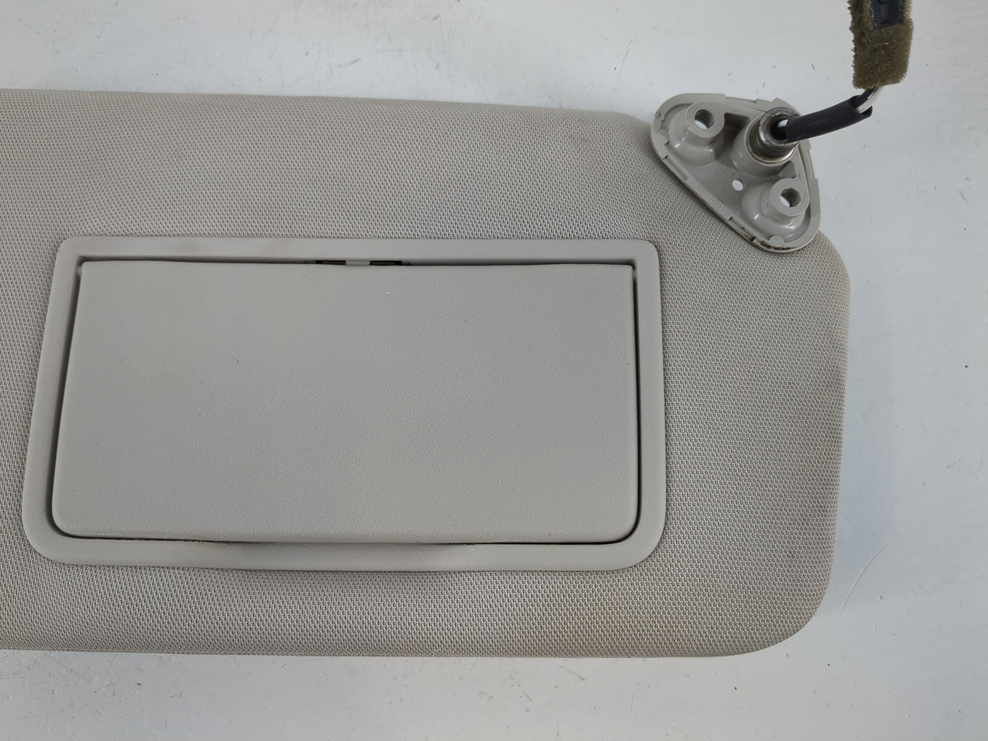 2010-2014 Subaru Legacy Sun Visor Shade Replacement Passenger Right Mirror Fits Fits 2010 2011 2012 2013 2014 OEM Used Auto 