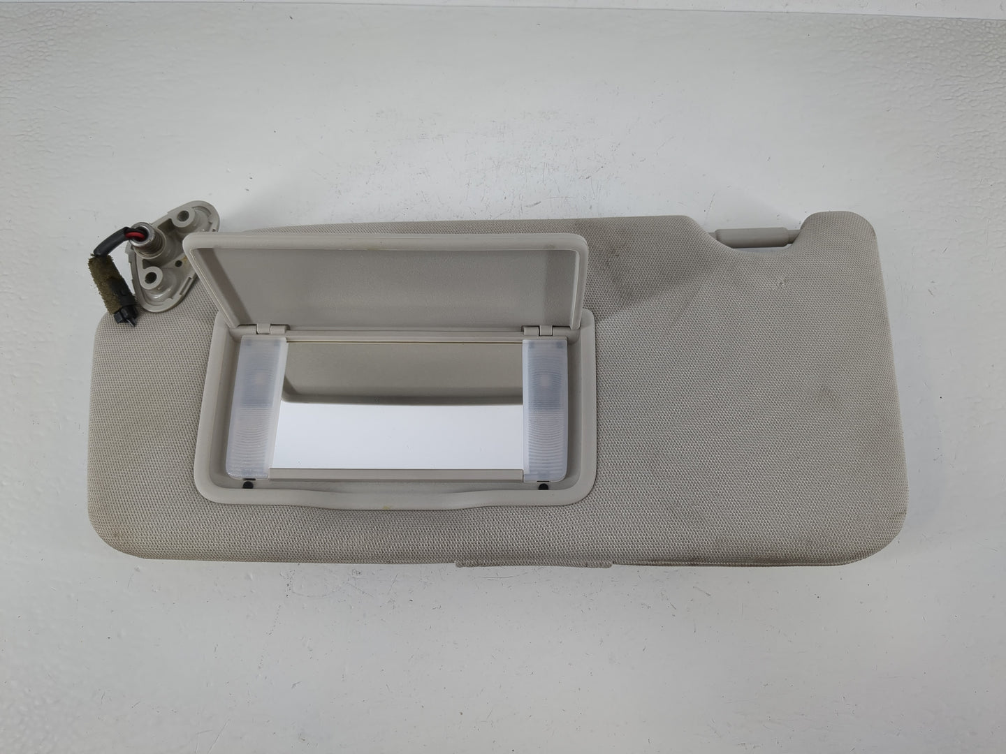 2010-2014 Subaru Legacy Sun Visor Shade Replacement Driver Left Mirror Fits Fits 2010 2011 2012 2013 2014 OEM Used Auto Part