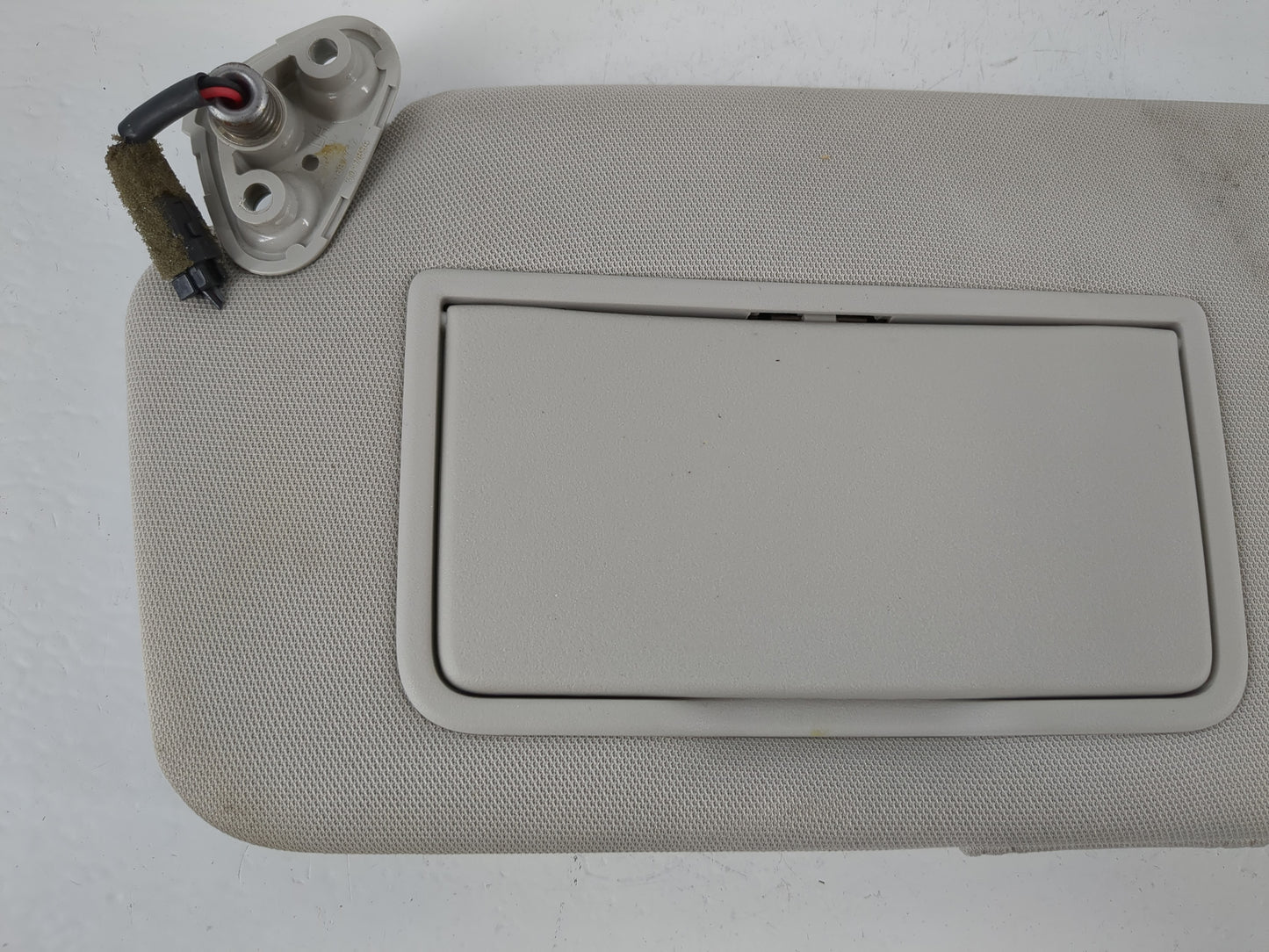 2010-2014 Subaru Legacy Sun Visor Shade Replacement Driver Left Mirror Fits Fits 2010 2011 2012 2013 2014 OEM Used Auto Part