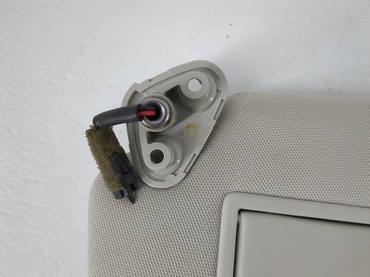 2010-2014 Subaru Legacy Sun Visor Shade Replacement Driver Left Mirror Fits Fits 2010 2011 2012 2013 2014 OEM Used Auto Part