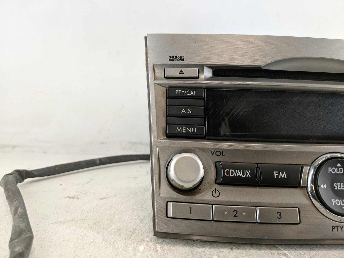 2010-2012 Subaru Legacy Radio AM FM Cd Player Receiver Replacement Fits Fits 2010 2011 2012 OEM Used Auto Parts - Oemusedaut
