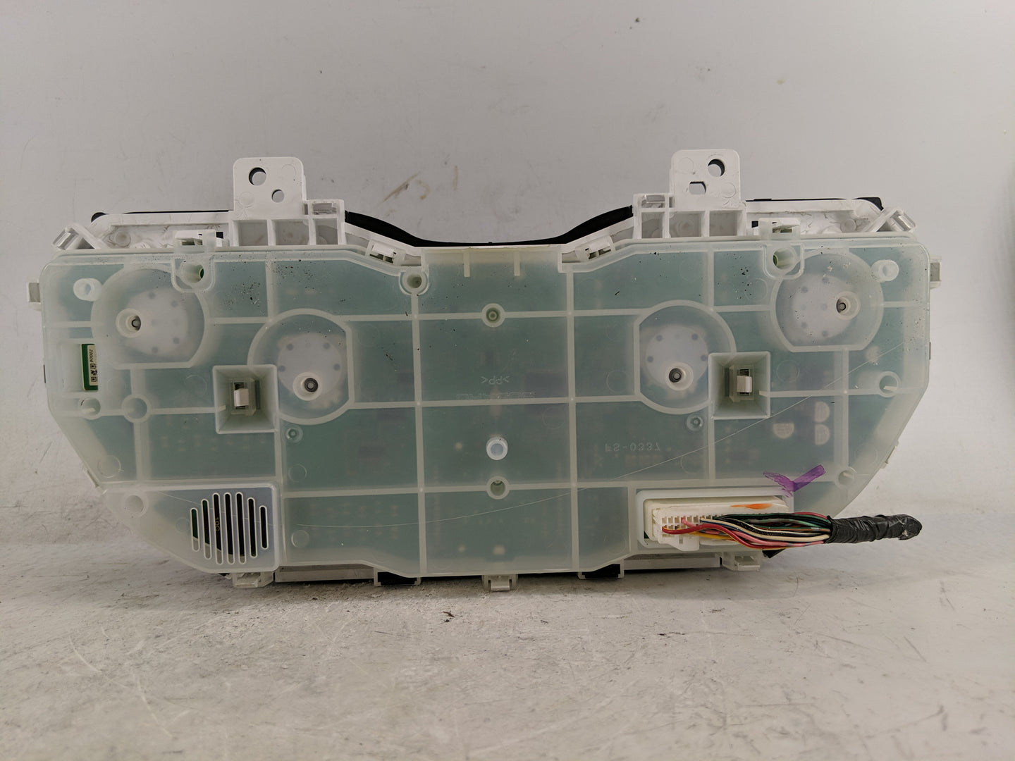 2011 Subaru Legacy Instrument Cluster Speedometer Gauges P/N:85003AJ31A Fits OEM Used Auto Parts - Oemusedautoparts1.com