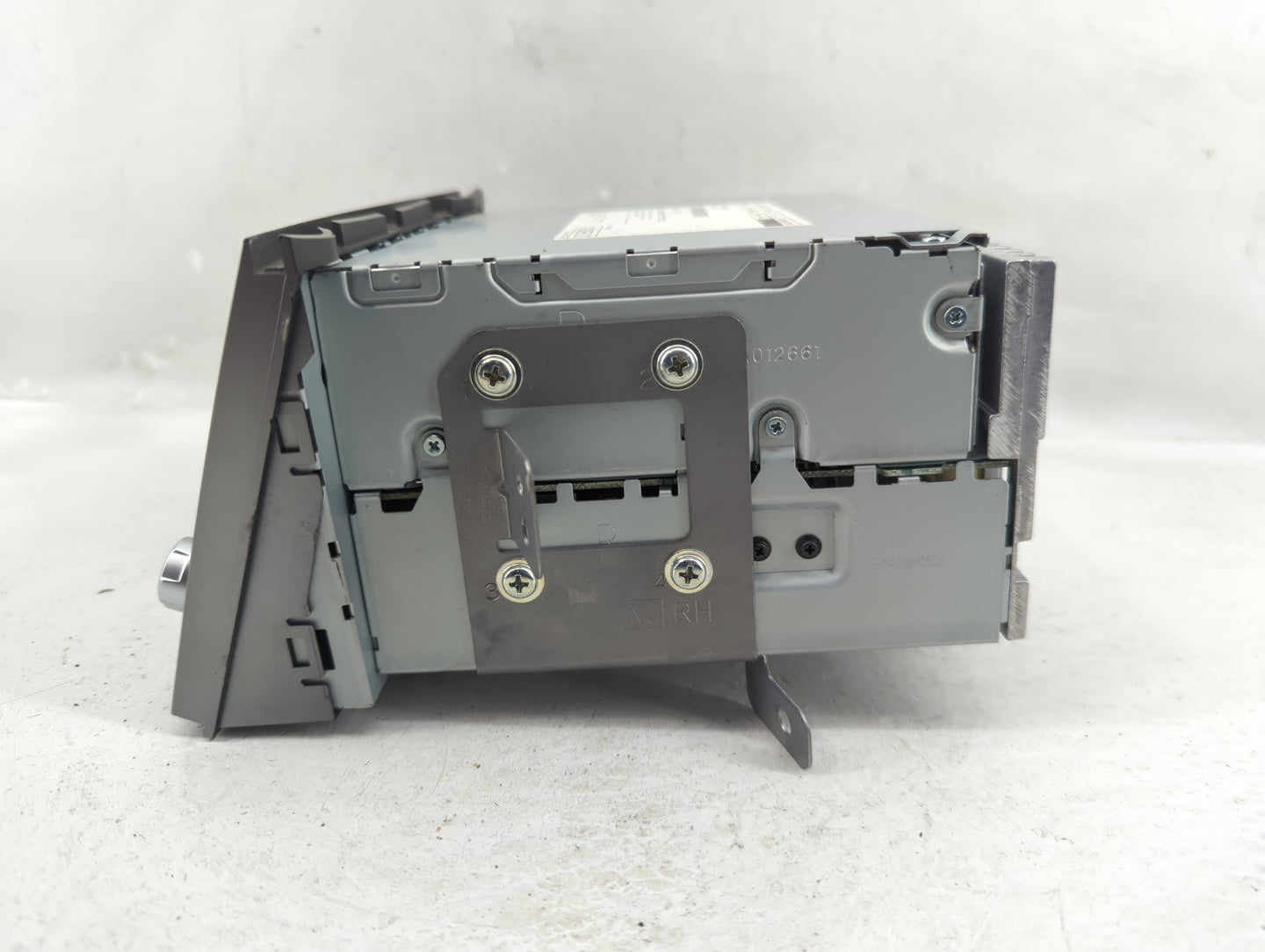 2010-2012 Subaru Legacy Radio AM FM Cd Player Receiver Replacement Fits Fits 2010 2011 2012 OEM Used Auto Parts - Oemusedaut