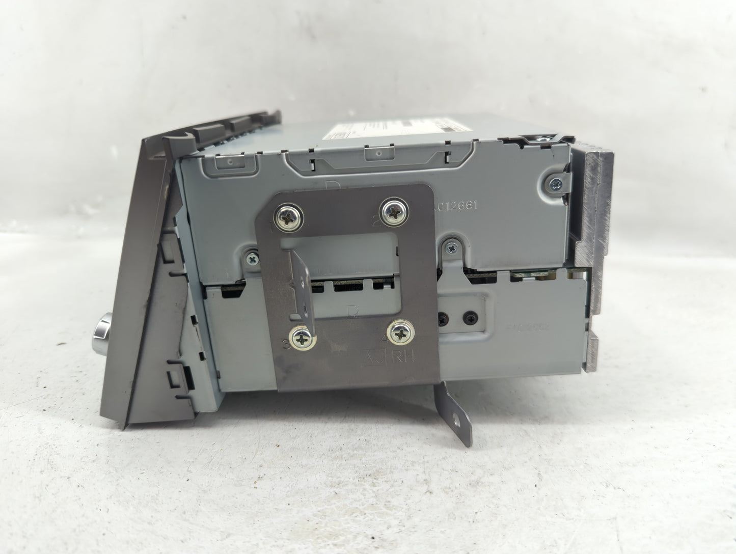 2010-2012 Subaru Legacy Radio AM FM Cd Player Receiver Replacement Fits Fits 2010 2011 2012 OEM Used Auto Parts - Oemusedaut