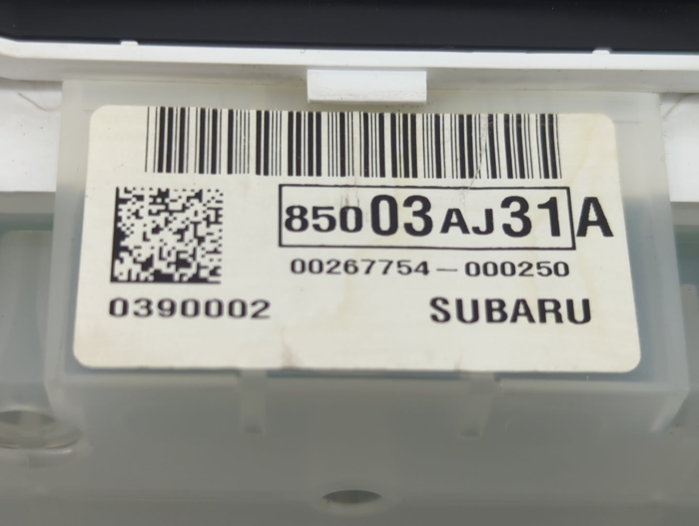 2011 Subaru Legacy Instrument Cluster Speedometer Gauges P/N:85003AJ31A Fits OEM Used Auto Parts - Oemusedautoparts1.com