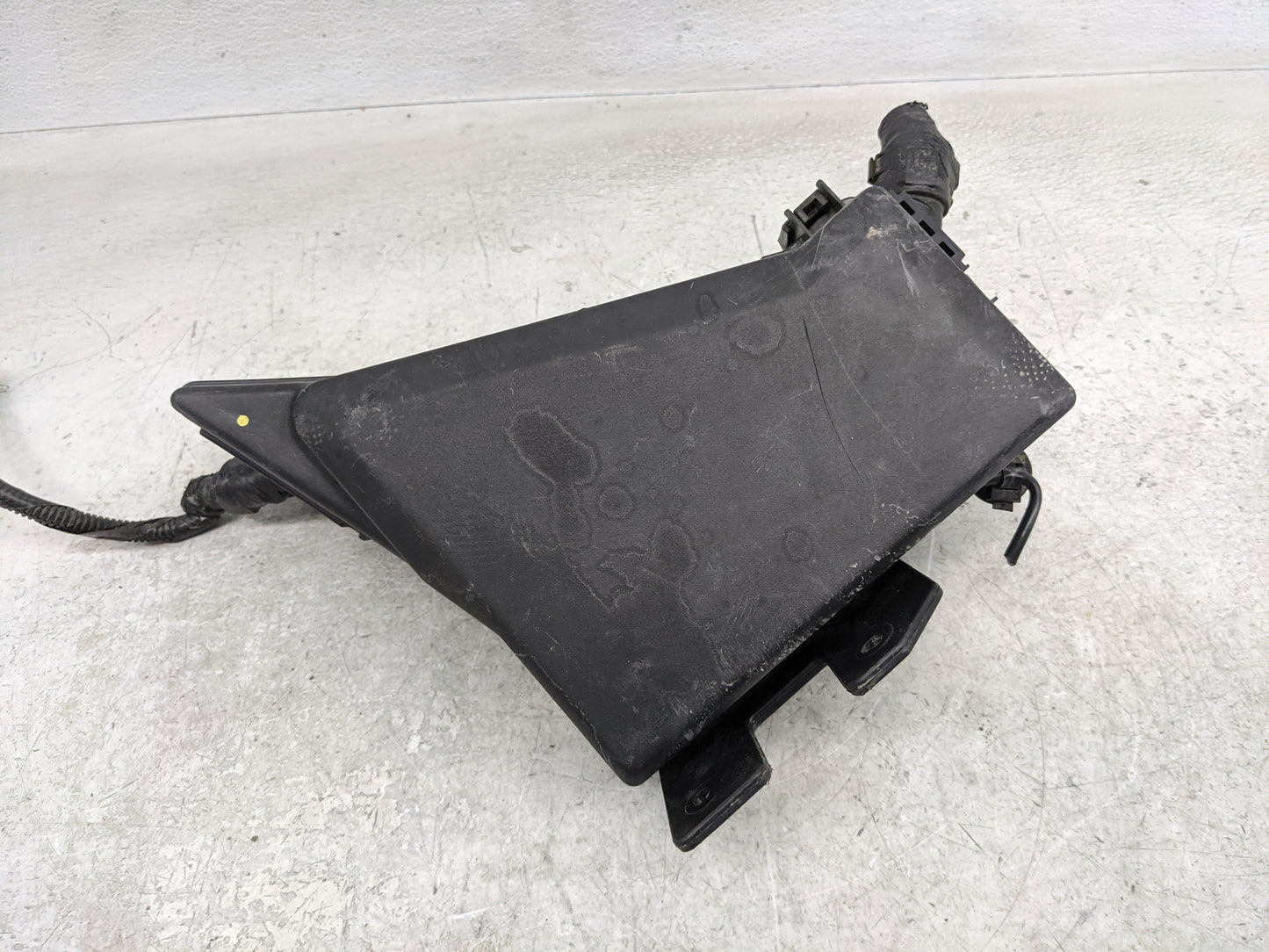 2010-2014 Subaru Legacy Fusebox Fuse Box Panel Relay Module P/N:MB503202B Fits Fits 2010 2011 2012 2013 2014 OEM Used Auto P