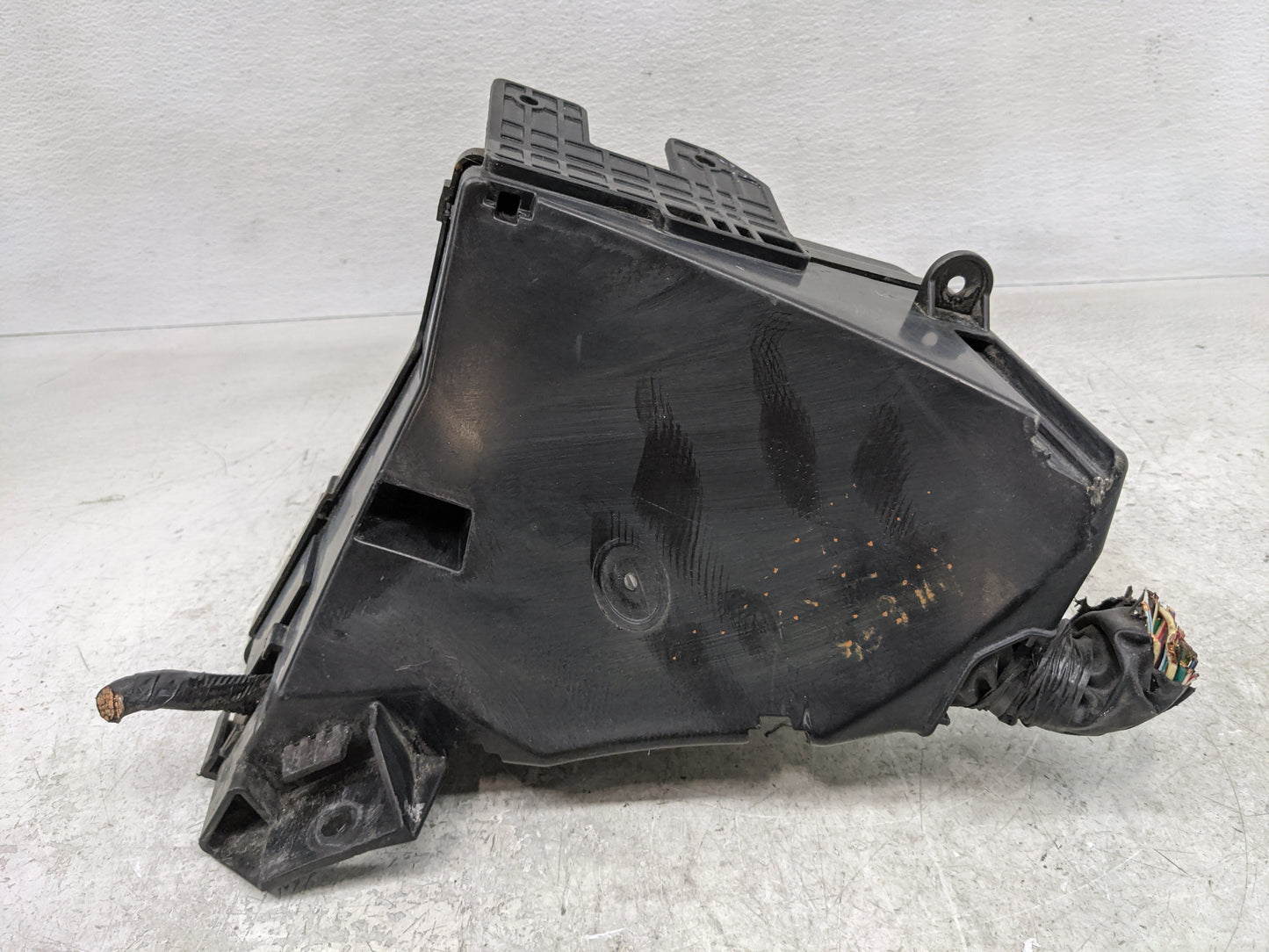 2010-2014 Subaru Legacy Fusebox Fuse Box Panel Relay Module P/N:MB503202B Fits Fits 2010 2011 2012 2013 2014 OEM Used Auto P