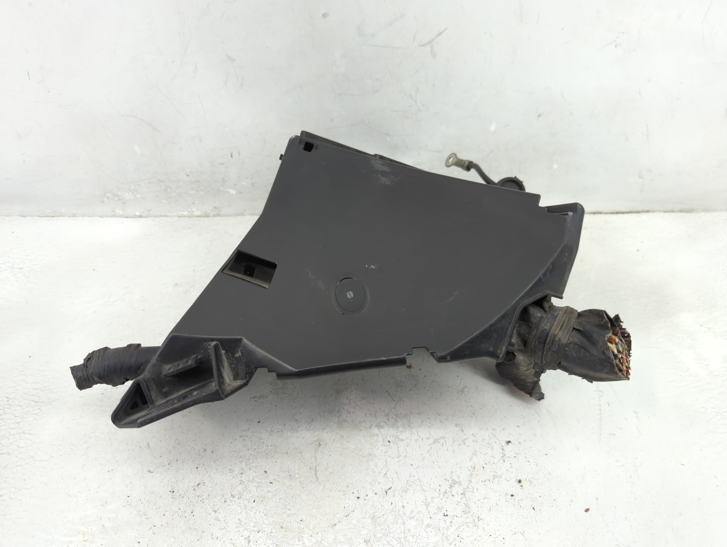 2010-2014 Subaru Legacy Fusebox Fuse Box Panel Relay Module Fits Fits 2010 2011 2012 2013 2014 OEM Used Auto Parts - Oemused