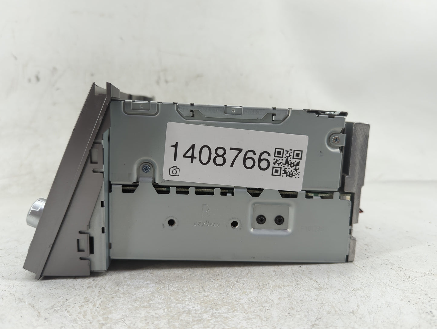 2010-2012 Subaru Legacy Radio AM FM Cd Player Receiver Replacement Fits Fits 2010 2011 2012 OEM Used Auto Parts - Oemusedaut