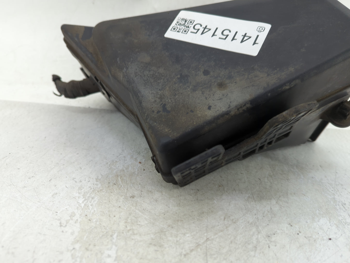 2010-2014 Subaru Legacy Fusebox Fuse Box Panel Relay Module Fits Fits 2010 2011 2012 2013 2014 OEM Used Auto Parts - Oemused