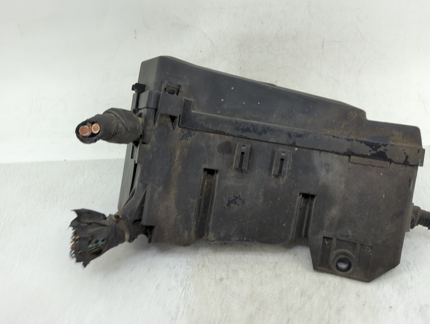 2010-2014 Subaru Legacy Fusebox Fuse Box Panel Relay Module Fits Fits 2010 2011 2012 2013 2014 OEM Used Auto Parts - Oemused