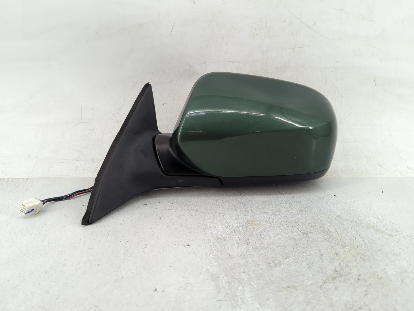2011 Subaru Legacy Driver Side View Mirror - Left Door Mirror OEM Used - Oemusedautoparts1.com