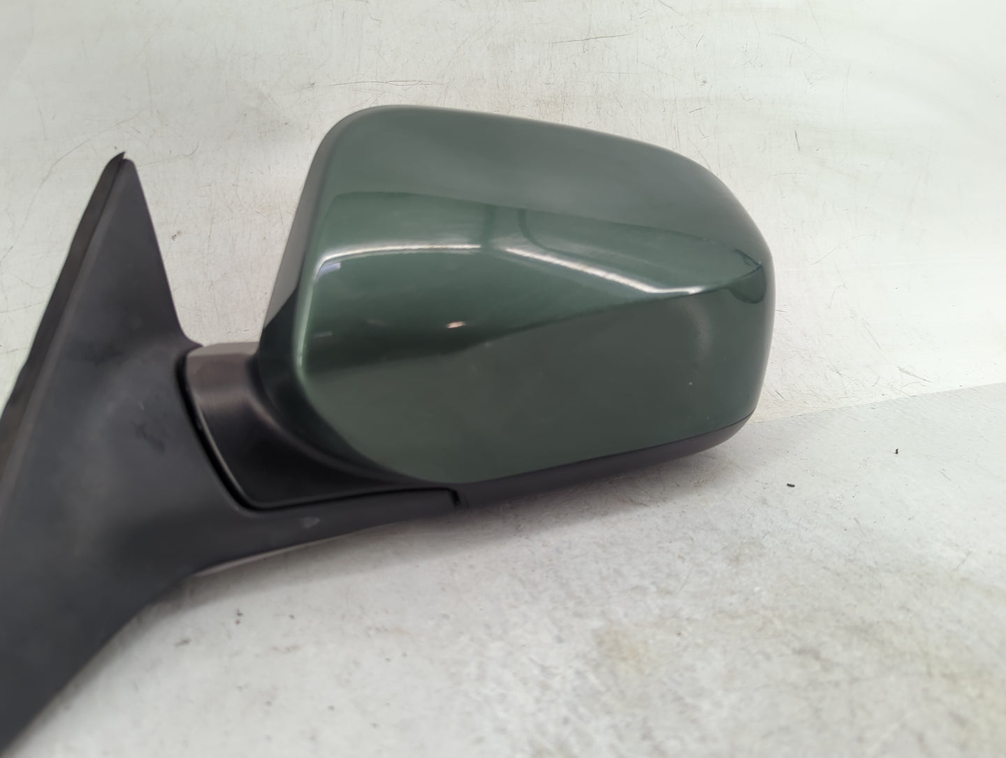 2011 Subaru Legacy Driver Side View Mirror - Left Door Mirror OEM Used - Oemusedautoparts1.com