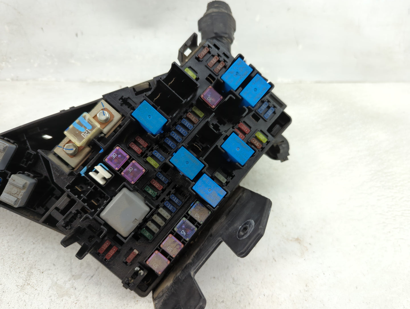 2010-2014 Subaru Legacy Fusebox Fuse Box Panel Relay Module P/N:MB502000B Fits Fits 2010 2011 2012 2013 2014 OEM Used Auto P