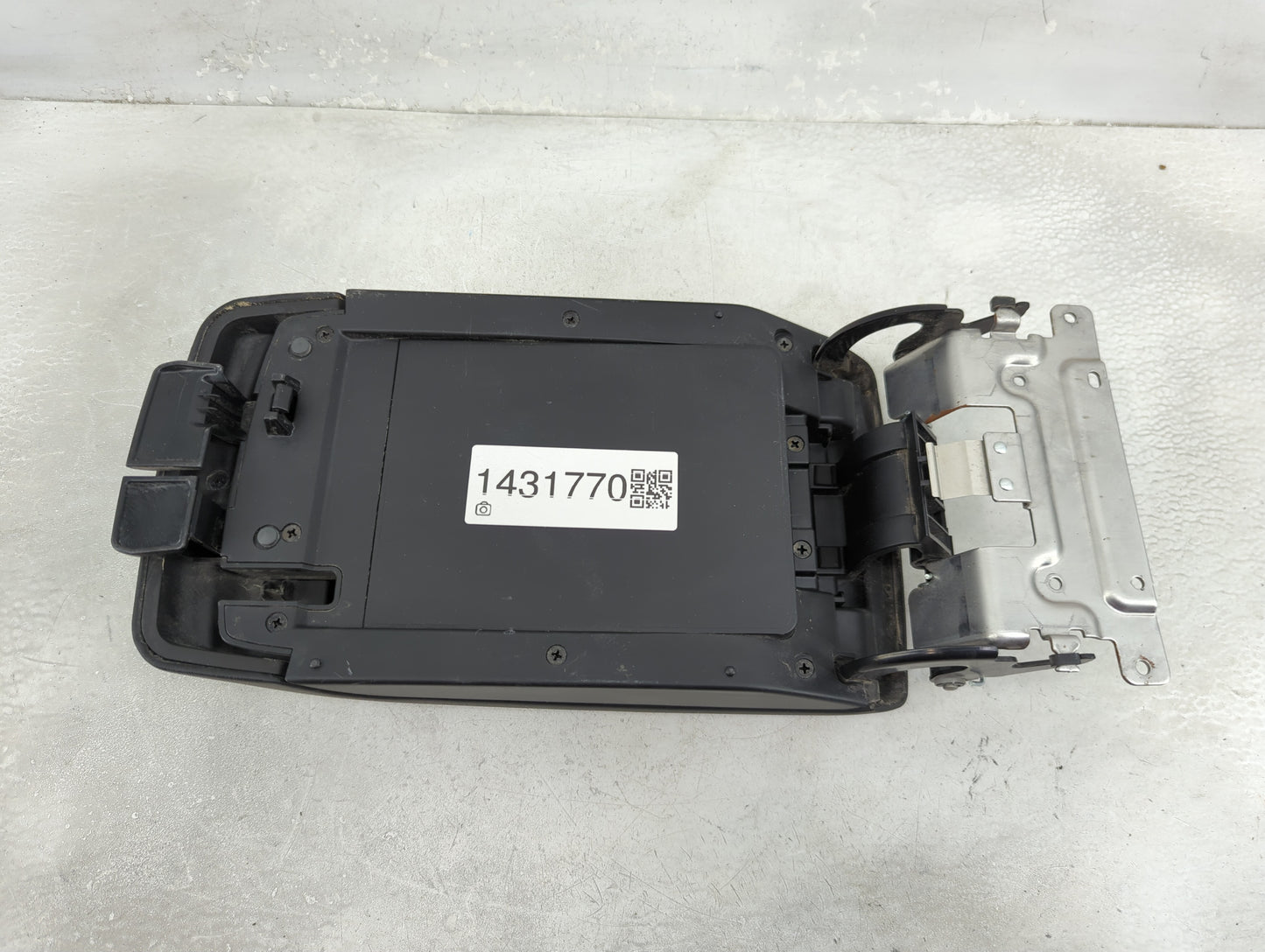 2011 Subaru Legacy Center Console Armrest Cover Lid Fits OEM Used Auto Parts - Oemusedautoparts1.com
