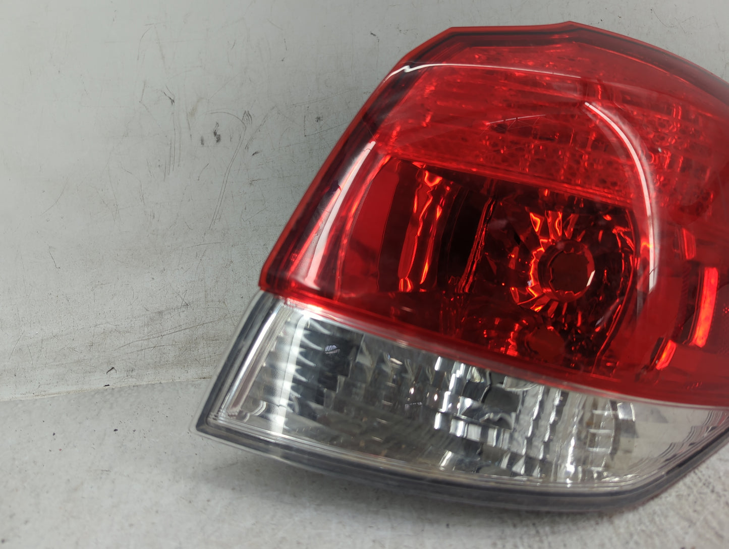 2010-2013 Subaru Legacy Tail Light Assembly Passenger Right OEM Fits Fits 2010 2011 2012 2013 OEM Used Auto Parts - Oemuseda