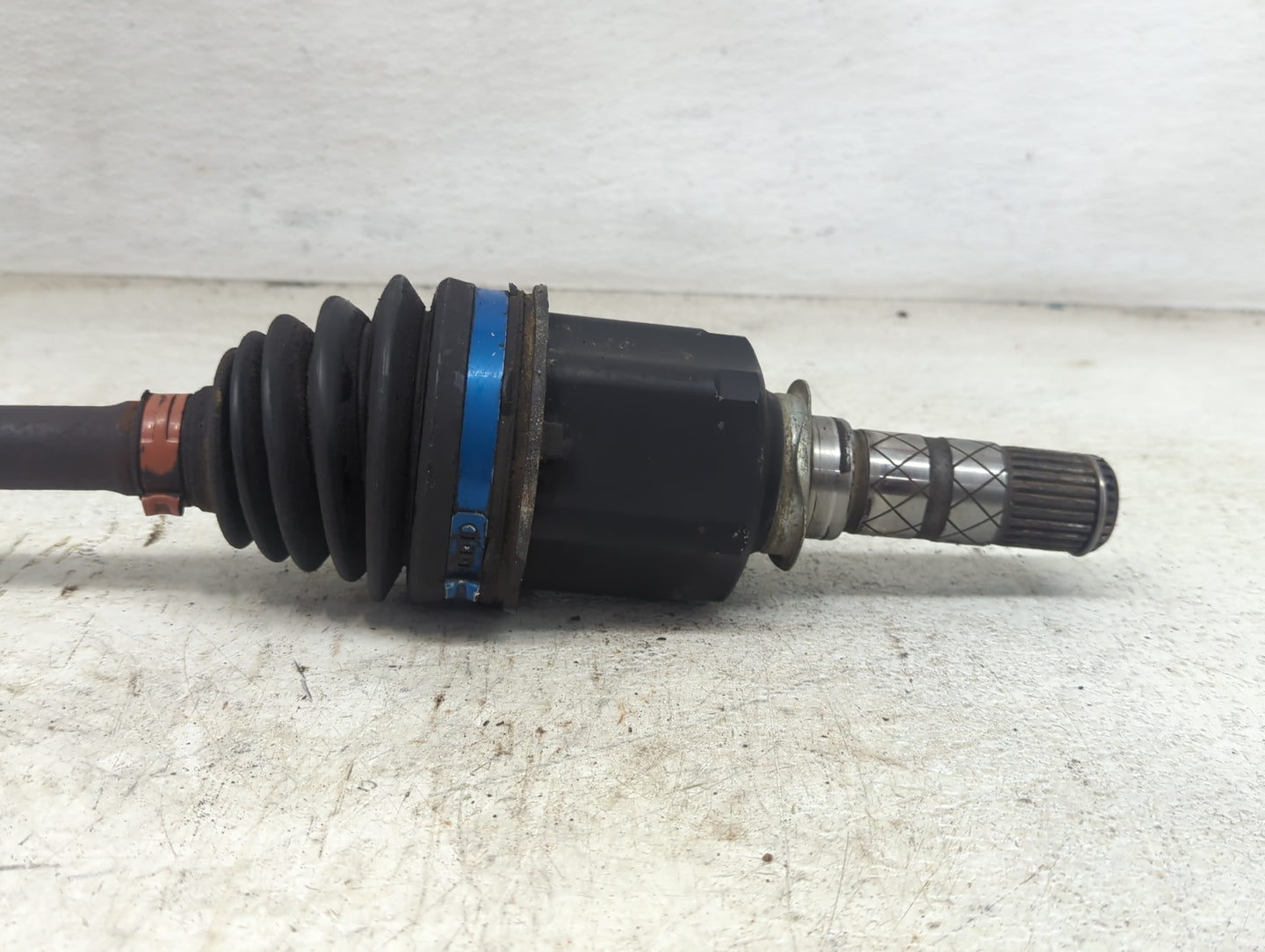 2010-2014 Subaru Legacy Axle Shaft Front Passenger Cv C/v - Oemusedautoparts1.com