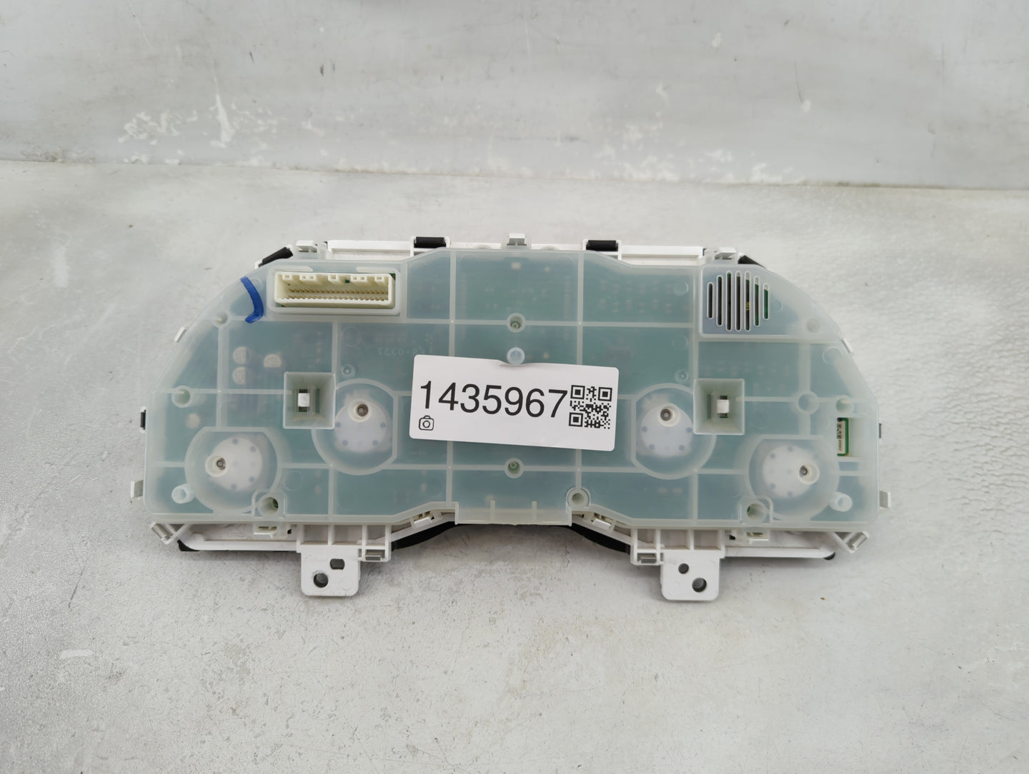 2011 Subaru Legacy Instrument Cluster Speedometer Gauges P/N:85003AJ31A Fits OEM Used Auto Parts - Oemusedautoparts1.com