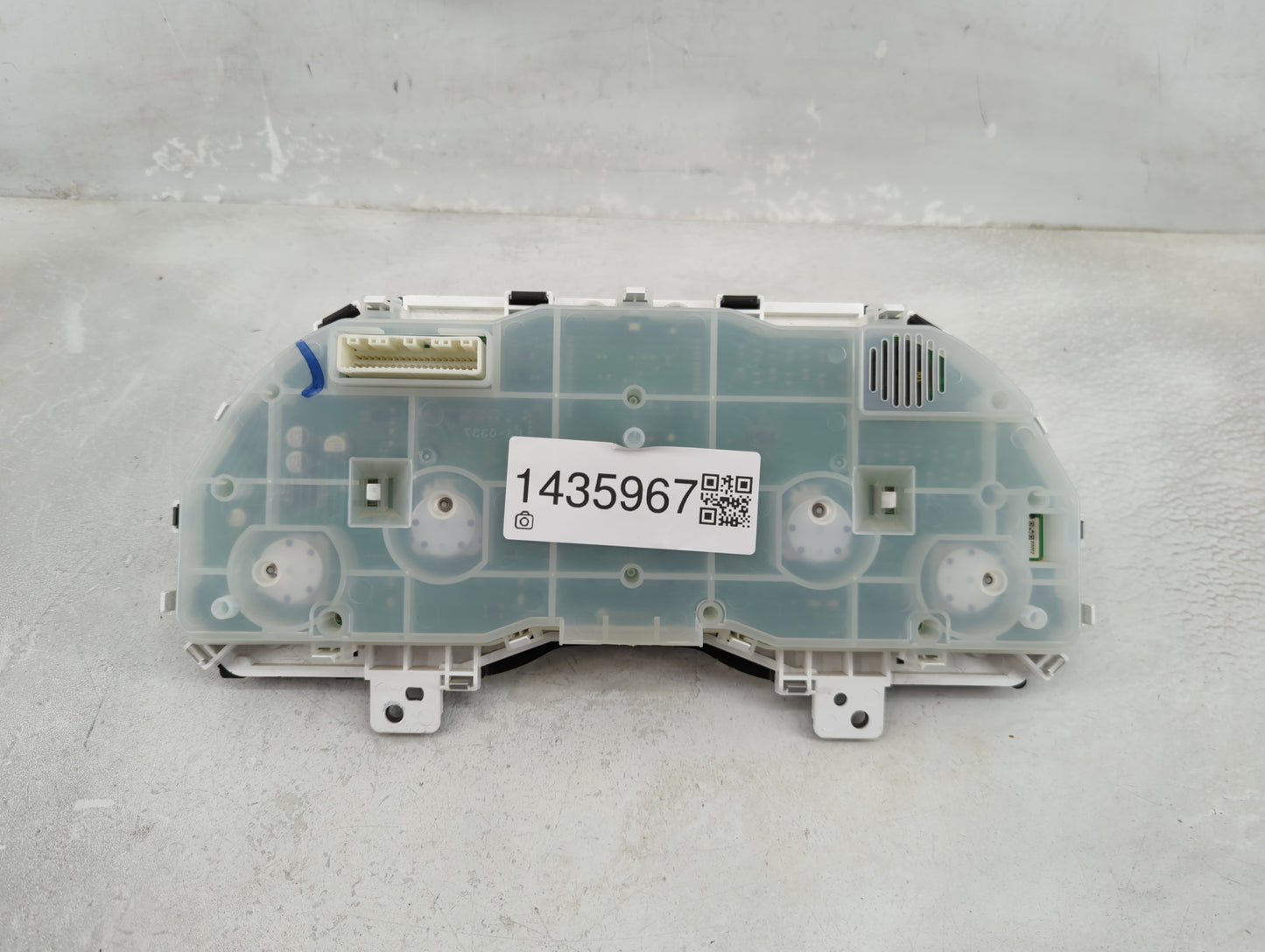2011 Subaru Legacy Instrument Cluster Speedometer Gauges P/N:85003AJ31A Fits OEM Used Auto Parts - Oemusedautoparts1.com