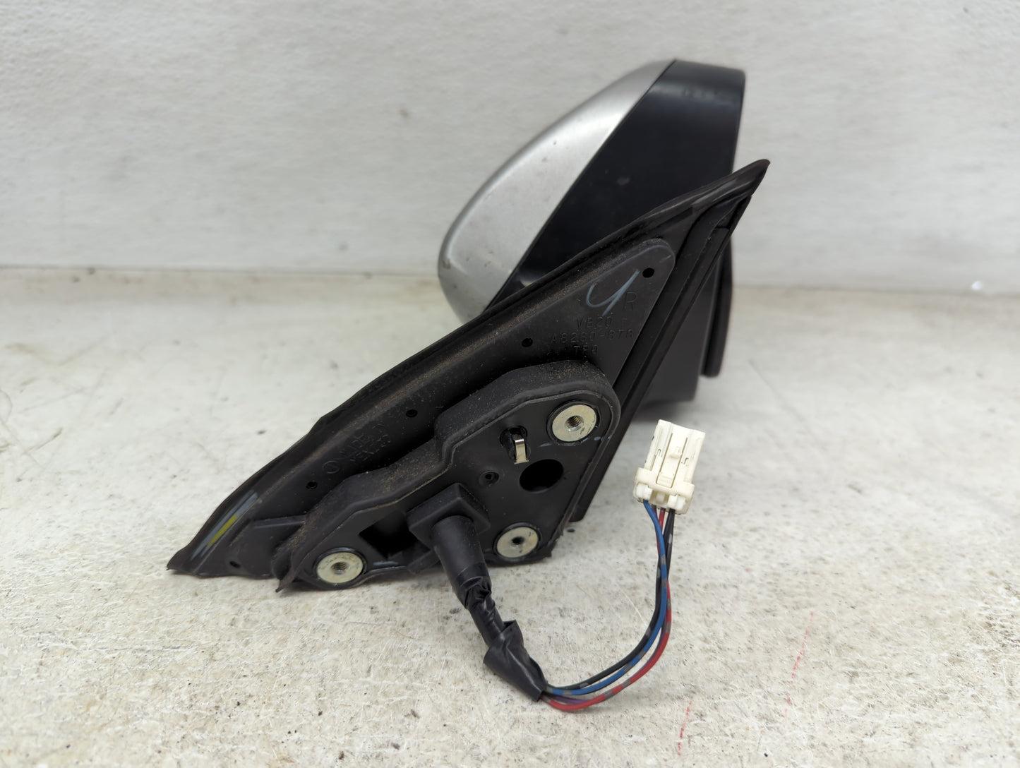 2011-2014 Subaru Legacy Passenger Side View Mirror - Right Door Mirror OEM Used - Oemusedautoparts1.com