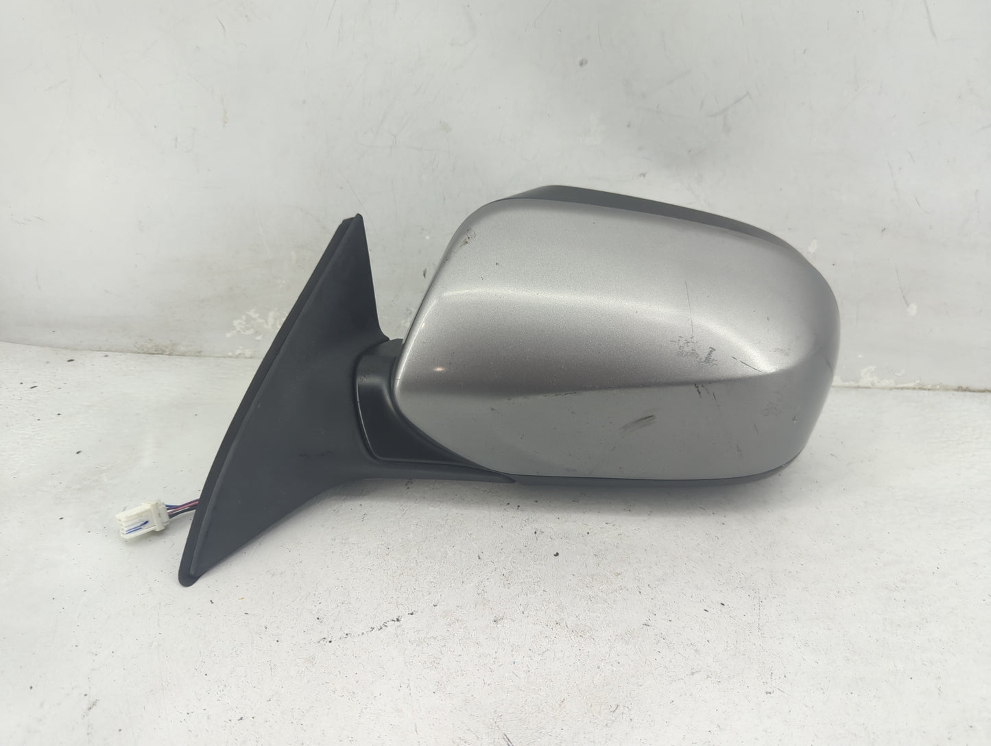 2011-2014 Subaru Legacy Driver Side View Mirror - Left Door Mirror OEM Used - Oemusedautoparts1.com