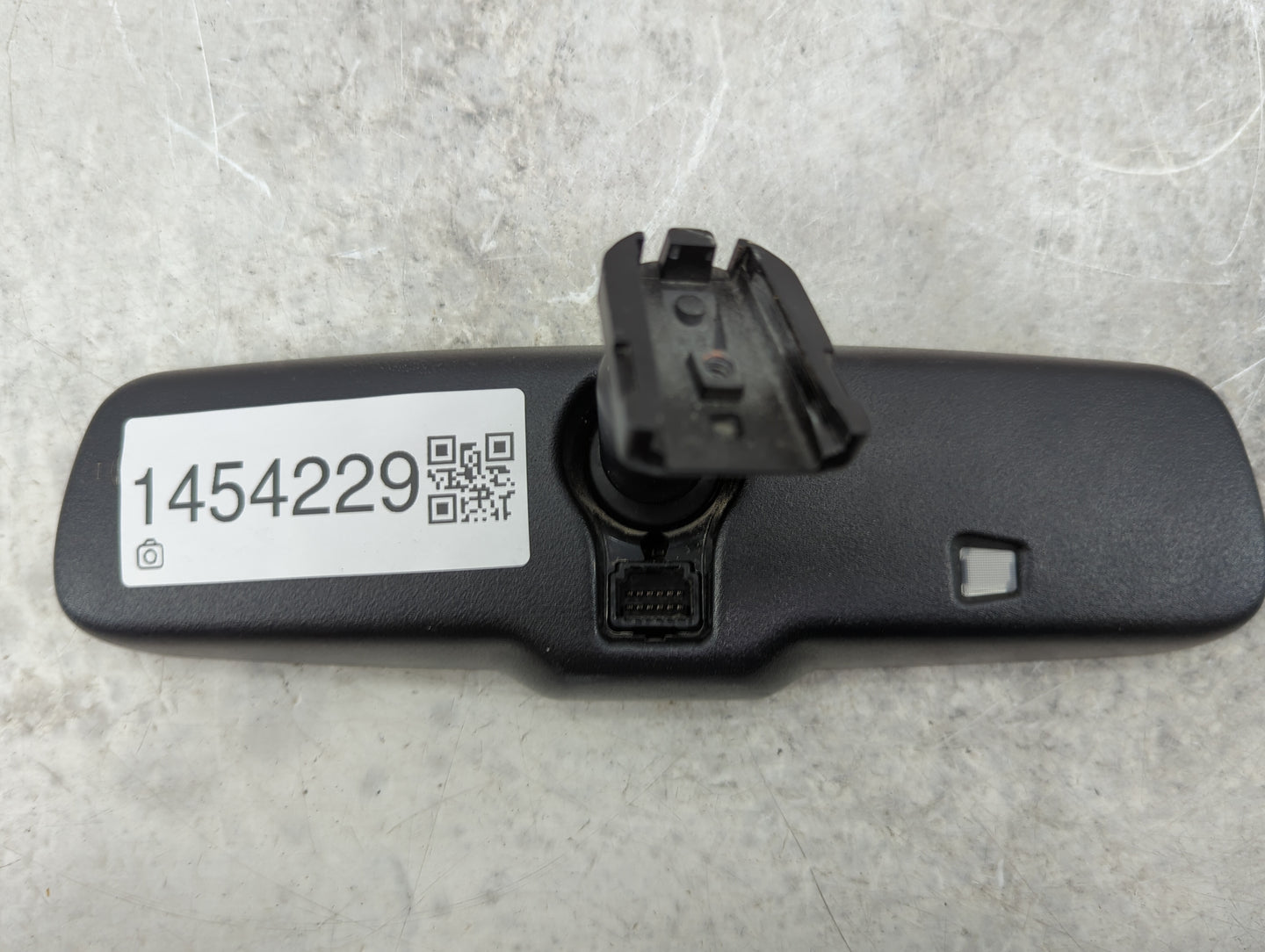2011 Subaru Legacy Interior Rear View Mirror Oem Black - Oemusedautoparts1.com