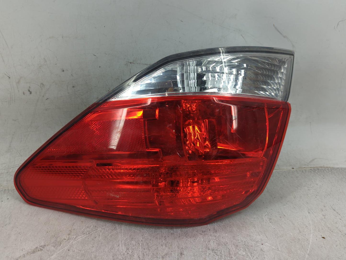 2010-2013 Subaru Legacy Tail Light Assembly Passenger Right OEM Fits Fits 2010 2011 2012 2013 OEM Used Auto Parts - Oemuseda