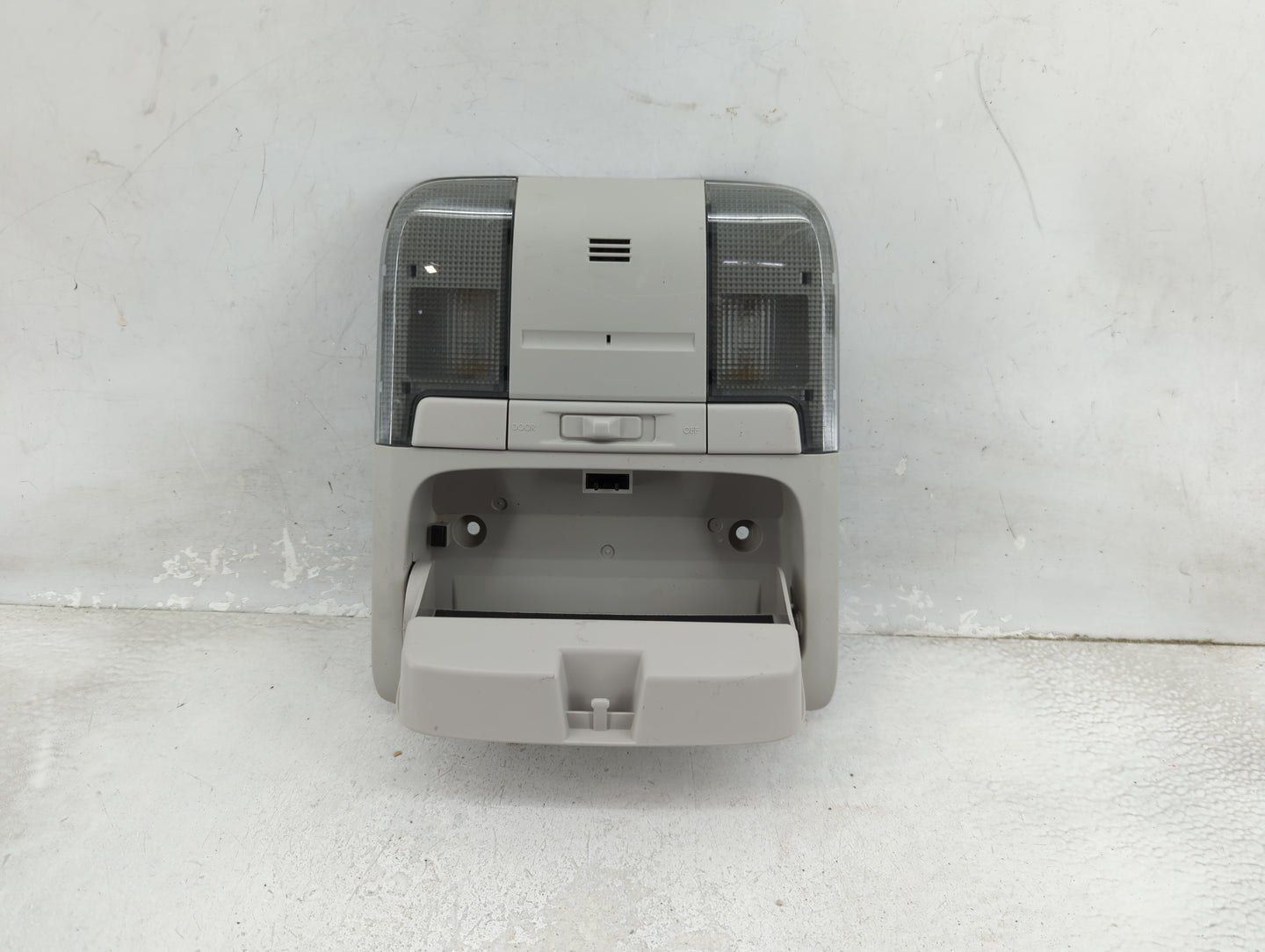 2011 Subaru Legacy Overhead Roof Console - Oemusedautoparts1.com