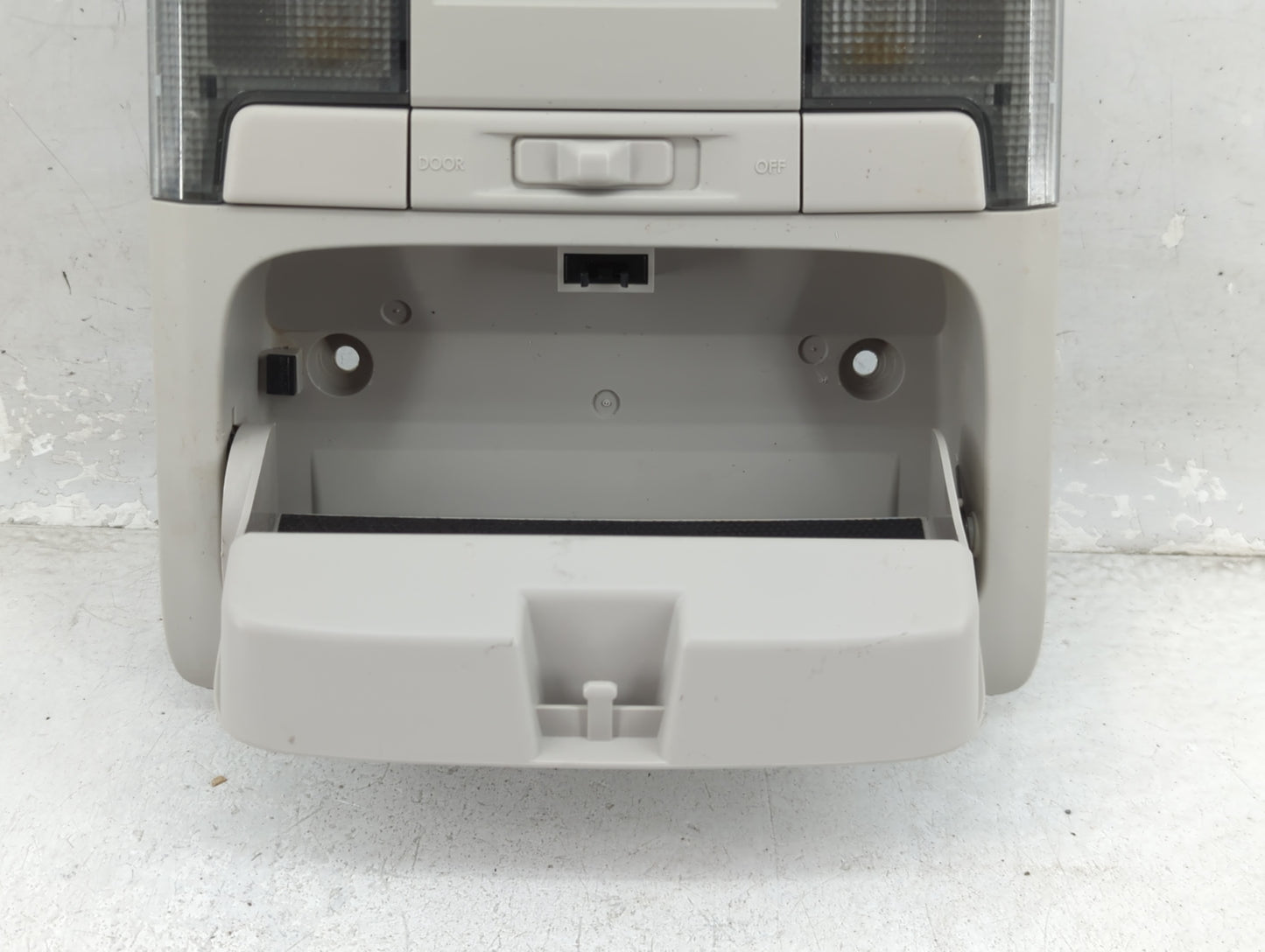 2011 Subaru Legacy Overhead Roof Console - Oemusedautoparts1.com