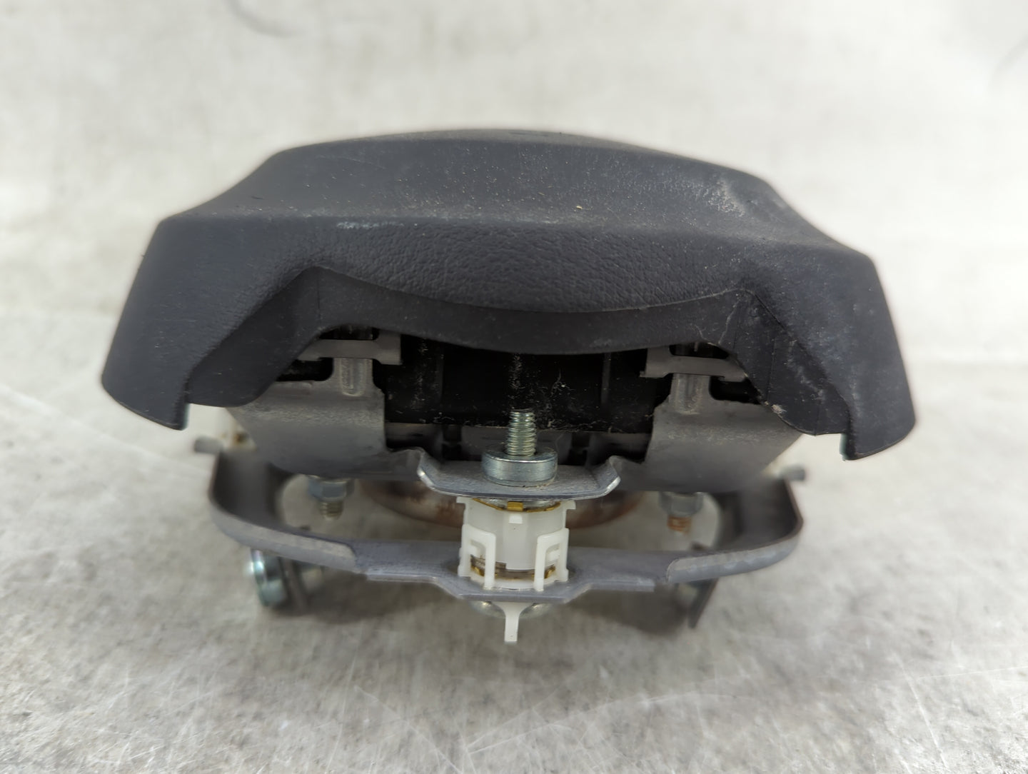 2010-2011 Subaru Legacy Air Bag Driver Left Steering Wheel Mounted P/N:4G9 137 3E FMF BAM PT1-1031 ADPS Fits Fits 2010 2011 