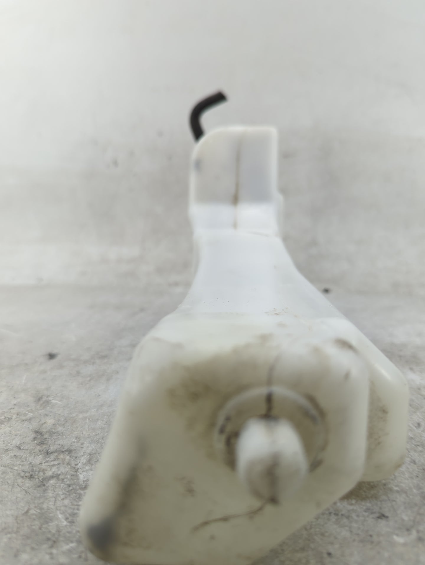 2005-2019 Subaru Legacy Radiator Coolant Overflow Expansion Tank Bottle 1459939 - Oemusedautoparts1.com