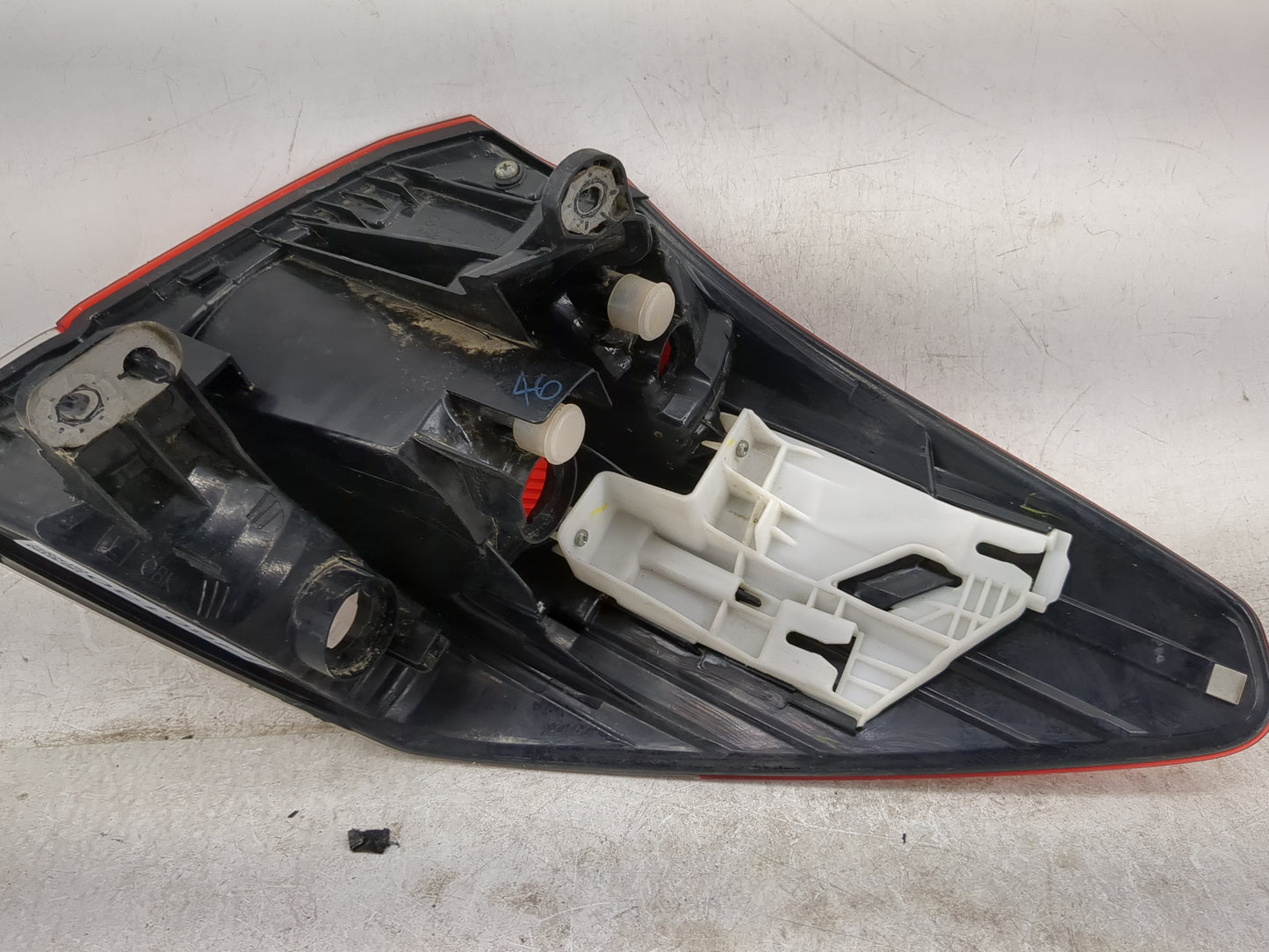 2010-2013 Subaru Legacy Tail Light Assembly Driver Left OEM P/N:2XL 946 093 Fits Fits 2010 2011 2012 2013 OEM Used Auto Part