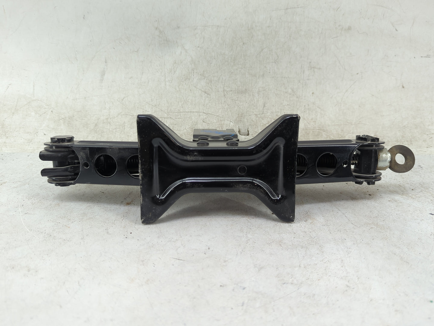 2011 Subaru Legacy Spare Scissor Car Jack Black - Oemusedautoparts1.com
