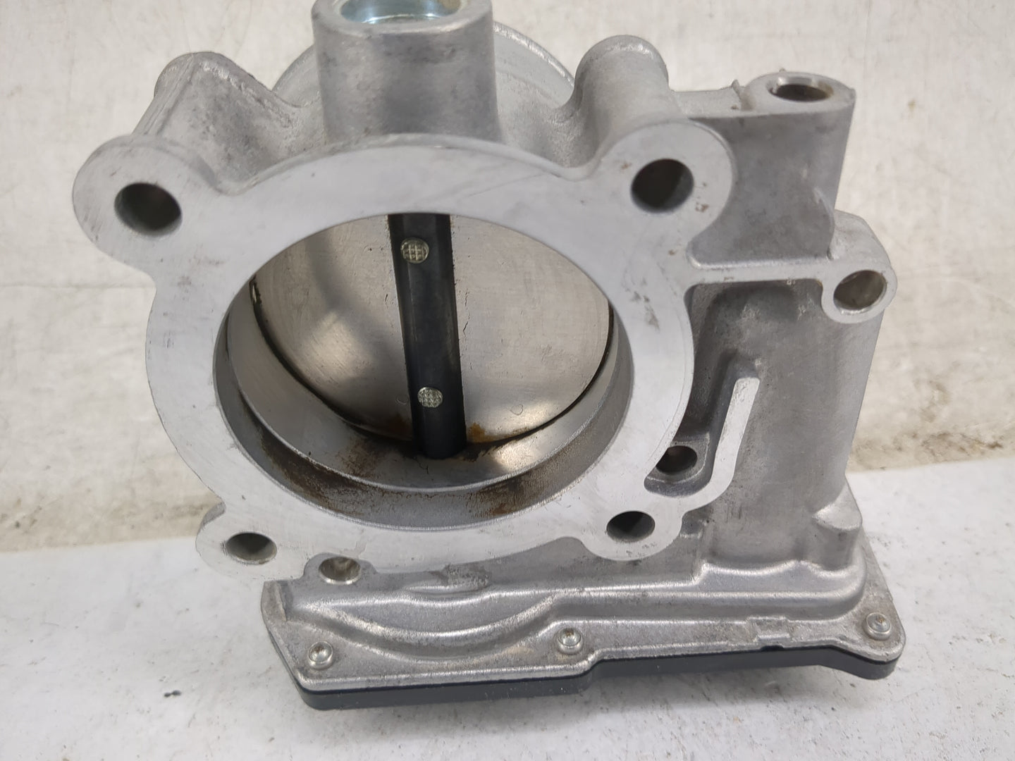 2010-2012 Subaru Legacy Throttle Body P/N:16112AA350 2N21-1251 Fits Fits 2010 2011 2012 OEM Used Auto Parts - Oemusedautopar