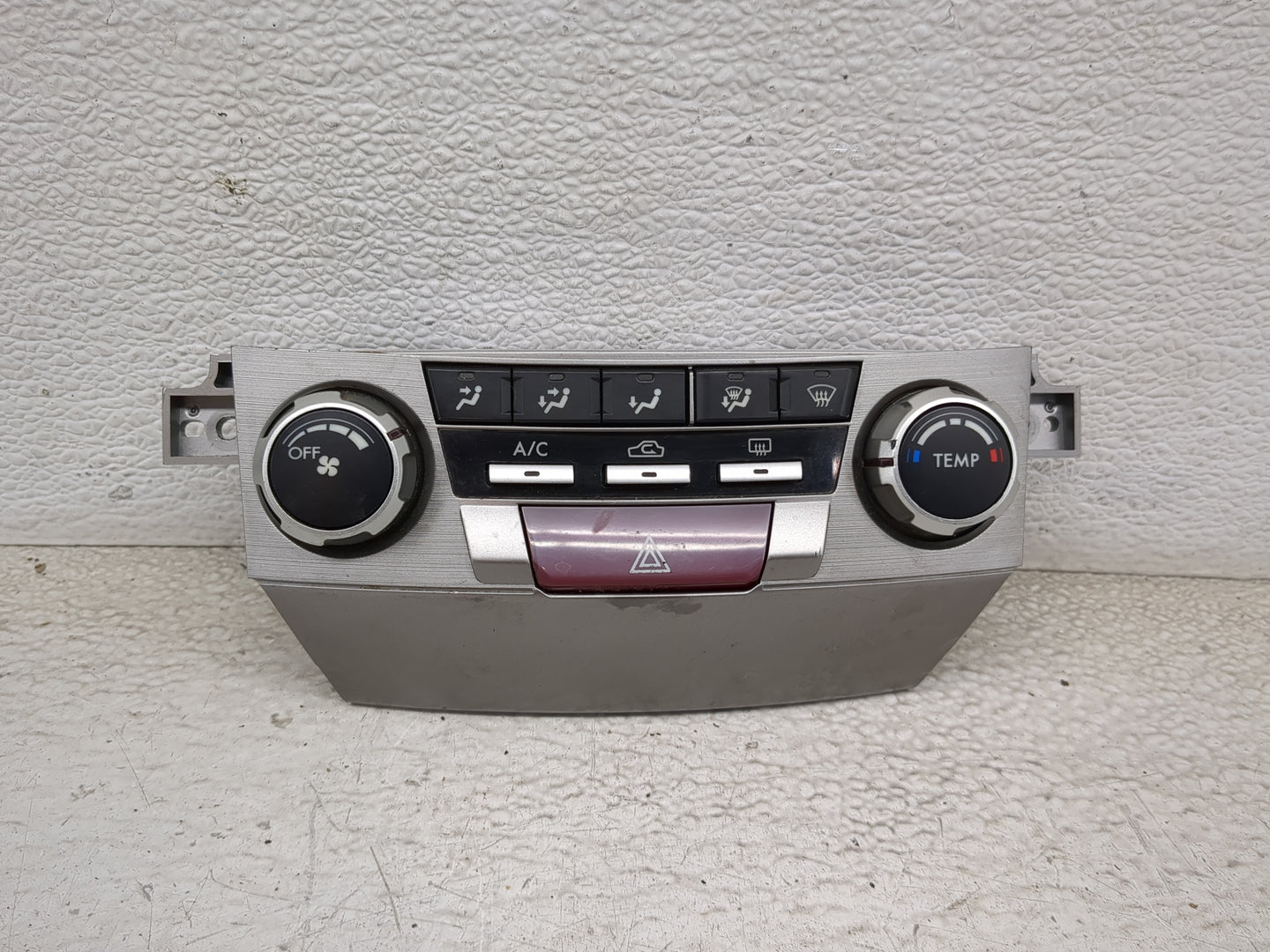 2010-2014 Subaru Legacy Climate Control Module Temperature AC/Heater Replacement P/N:72311AJ08A Fits Fits 2010 2011 2012 201