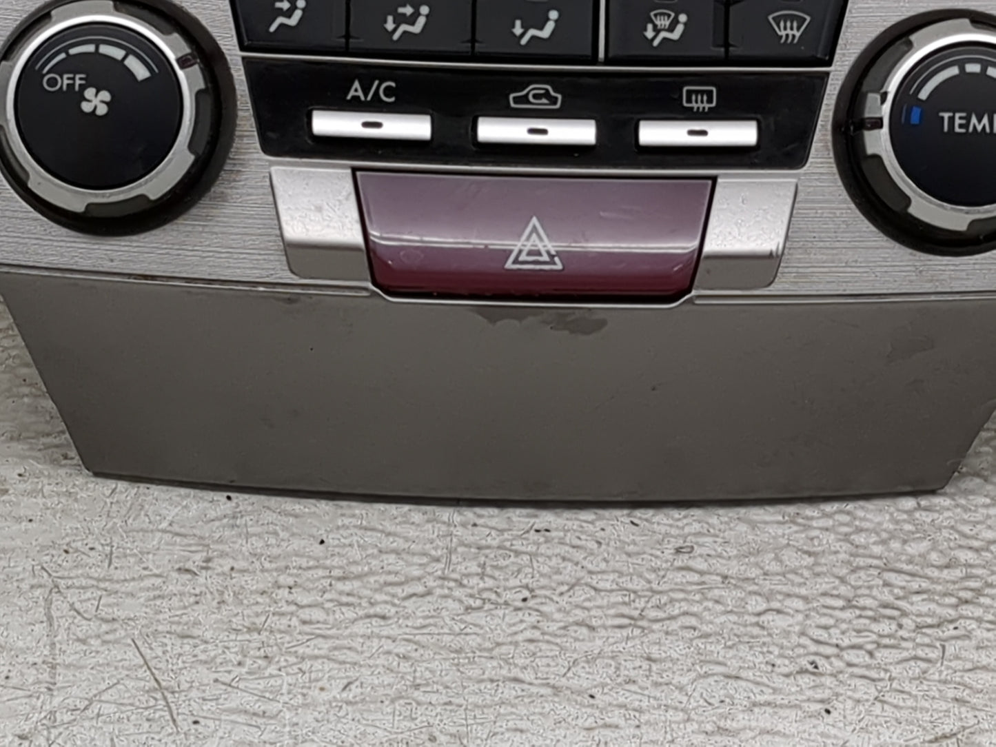 2010-2014 Subaru Legacy Climate Control Module Temperature AC/Heater Replacement P/N:72311AJ08A Fits Fits 2010 2011 2012 201