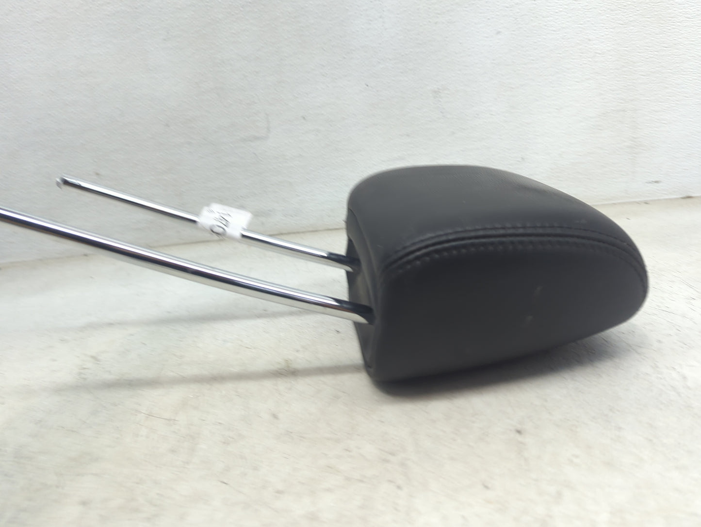2011-2011 Subaru Legacy Headrest Head Rest Front Driver Seat Black - Oemusedautoparts1.com