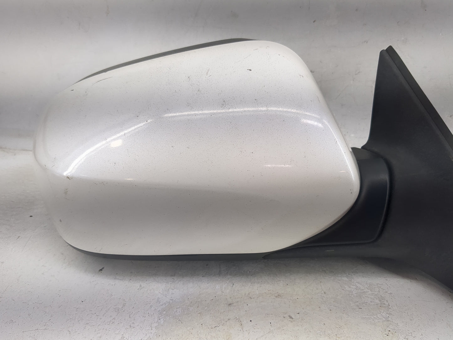2011-2014 Subaru Legacy Passenger Side View Mirror - Right Door Mirror OEM Used - Oemusedautoparts1.com