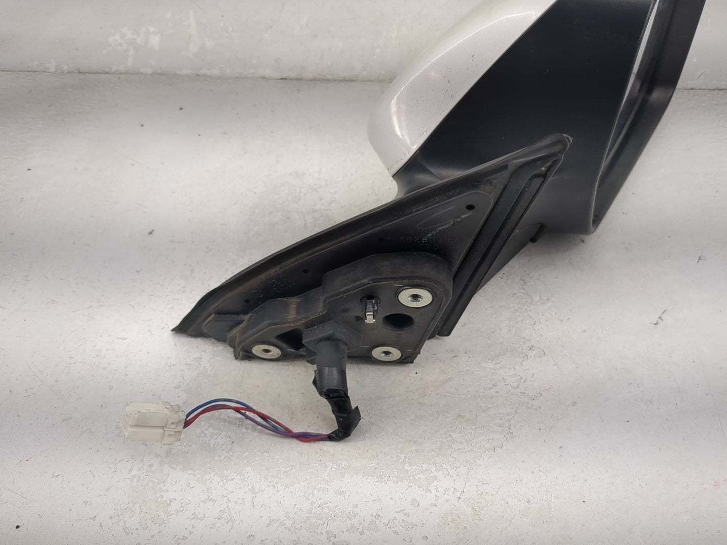 2011-2014 Subaru Legacy Passenger Side View Mirror - Right Door Mirror OEM Used - Oemusedautoparts1.com