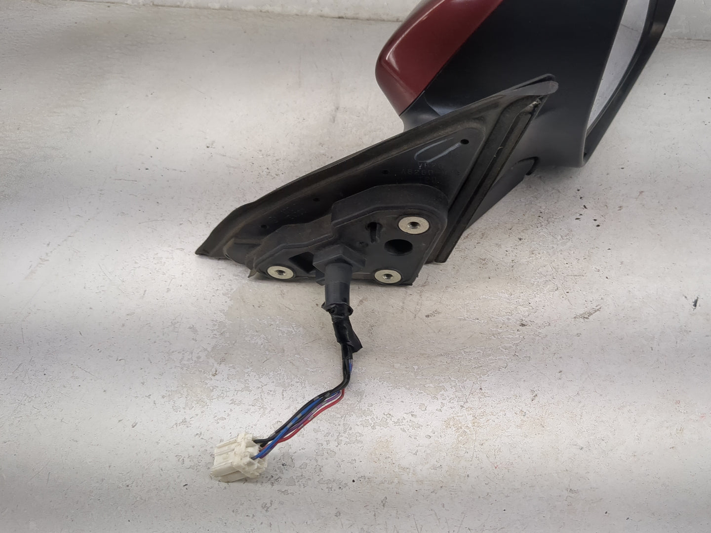 2011-2014 Subaru Legacy Passenger Side View Mirror - Right Door Mirror OEM Used - Oemusedautoparts1.com