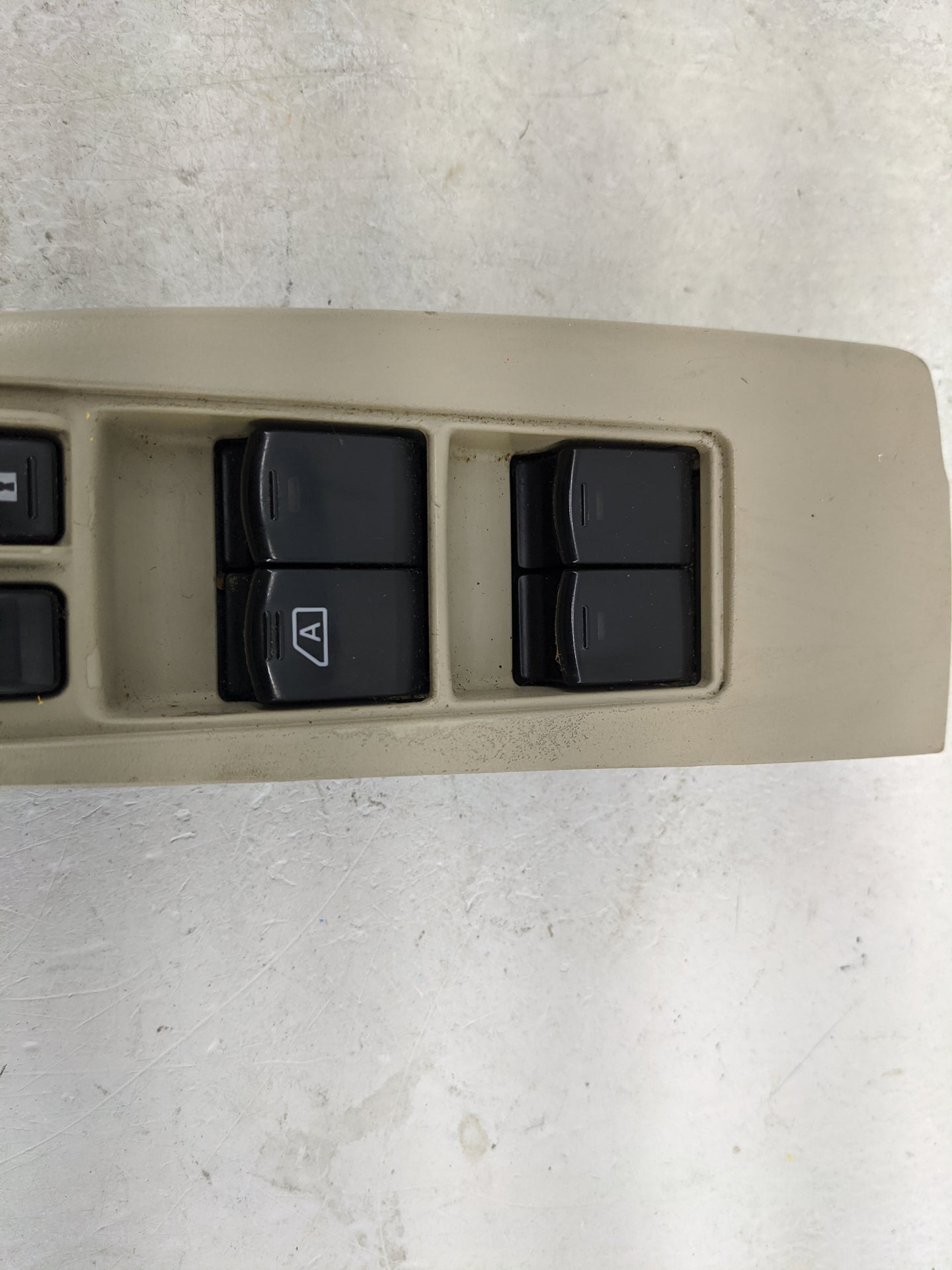 2011-2012 Subaru Legacy Master Power Window Switch Replacement Driver Side Left Fits Fits 2011 2012 OEM Used Auto Parts - Oe