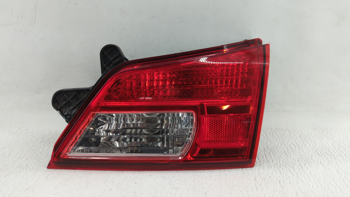 2010-2013 Subaru Legacy Tail Light Assembly Passenger Right OEM Fits Fits 2010 2011 2012 2013 OEM Used Auto Parts - Oemuseda