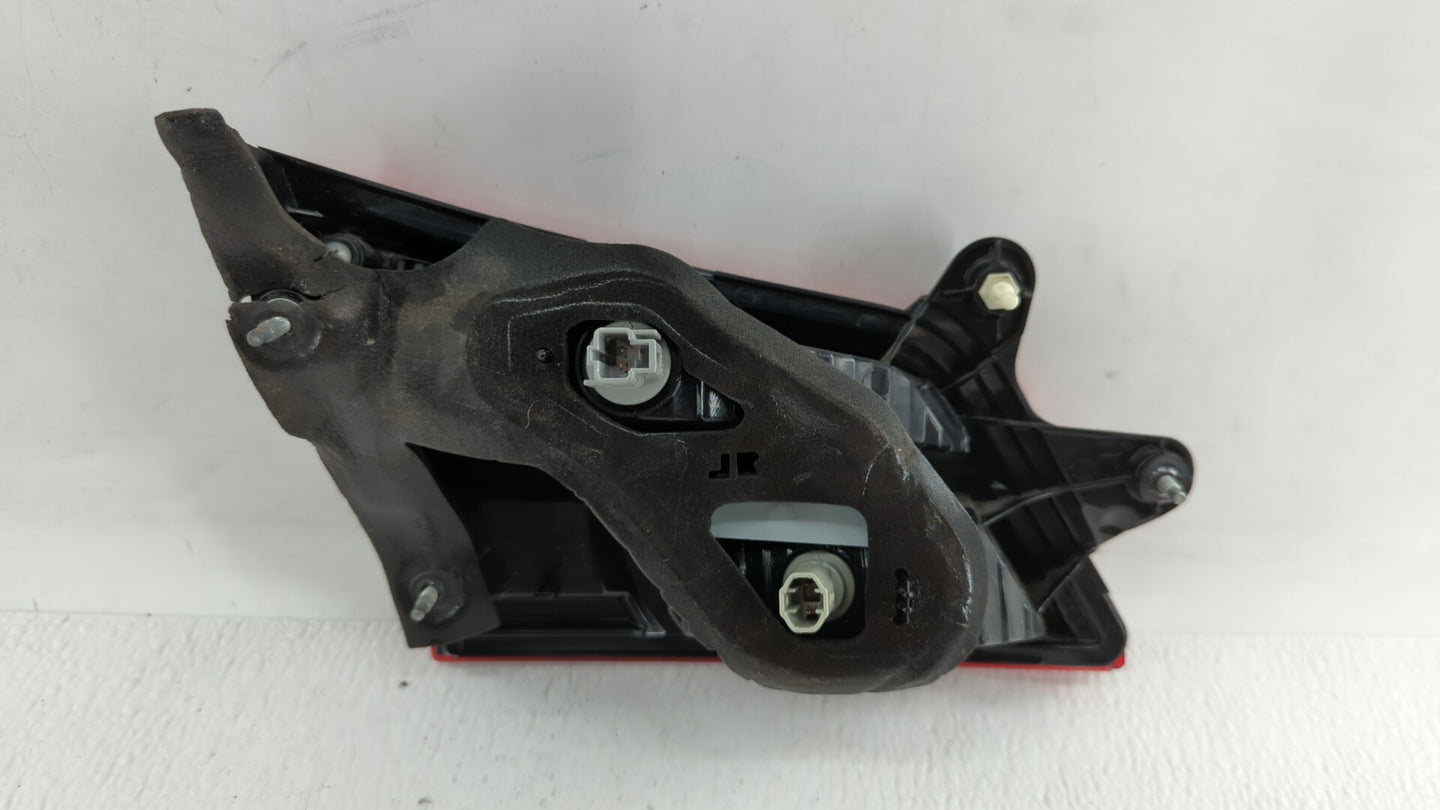 2010-2013 Subaru Legacy Tail Light Assembly Passenger Right OEM Fits Fits 2010 2011 2012 2013 OEM Used Auto Parts - Oemuseda