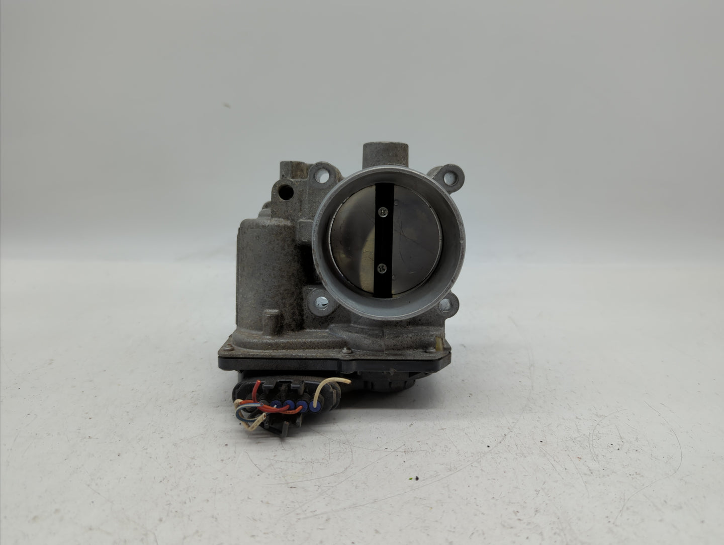 2010-2012 Subaru Legacy Throttle Body P/N:16112AA350 Fits Fits 2010 2011 2012 OEM Used Auto Parts - Oemusedautoparts1.com