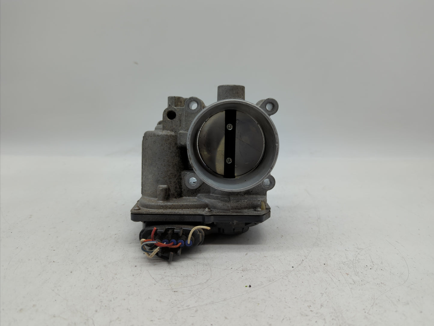 2010-2012 Subaru Legacy Throttle Body P/N:16112AA350 Fits Fits 2010 2011 2012 OEM Used Auto Parts - Oemusedautoparts1.com